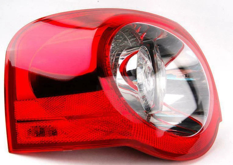 NEW VW PASSAT VARIANT B6 REAR LEFT OUTER TAILLIGHT 3C9945095P ORIGINAL