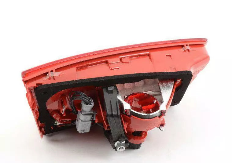 NEW AUDI A6 C7 REAR RIGHT INNER LED TAILLIGHT 4G5945094B ORIGINAL