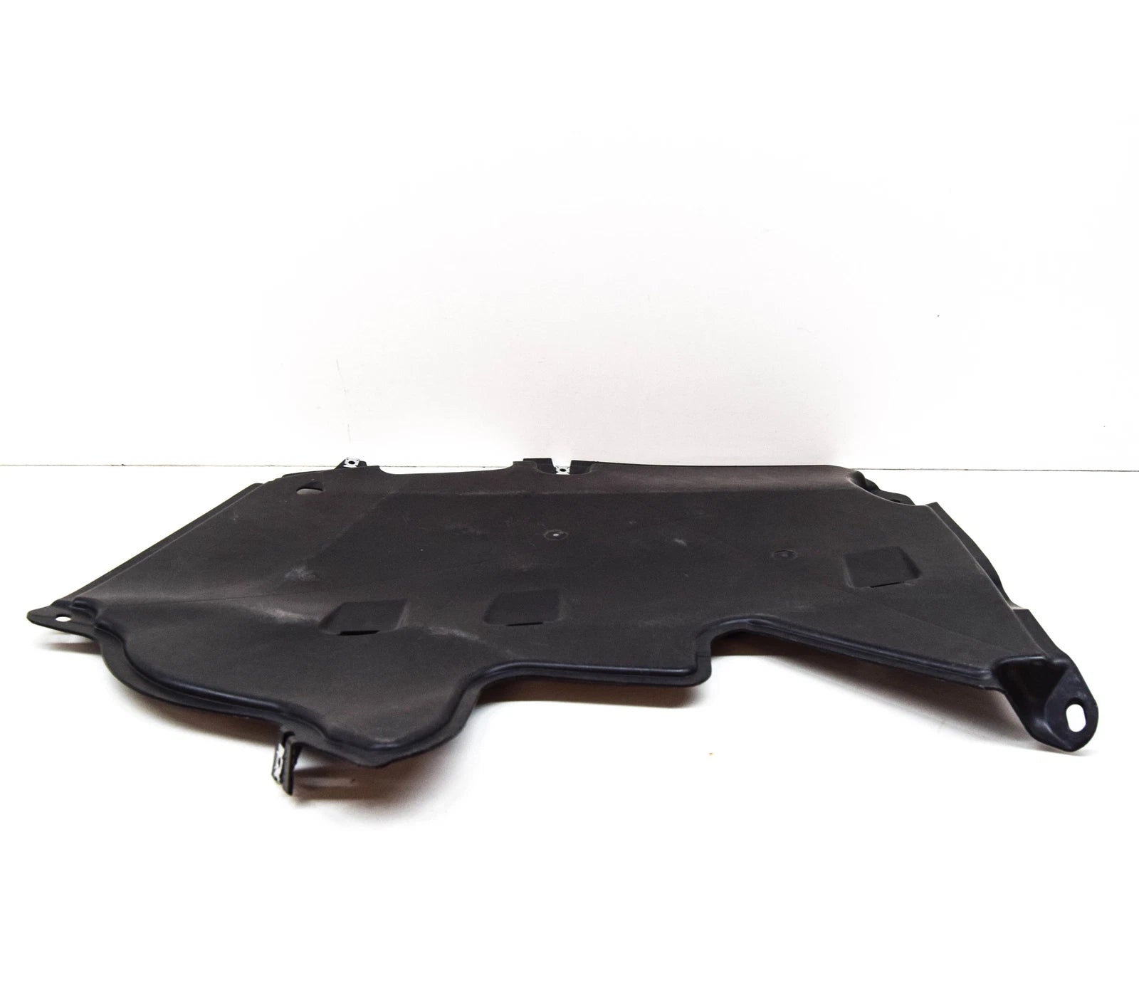 NEW AUDI A4 AVANT B9 FRONT LEFT SIDE UNDERBODY COVER SHIELD 8W0825217A ORIGINAL