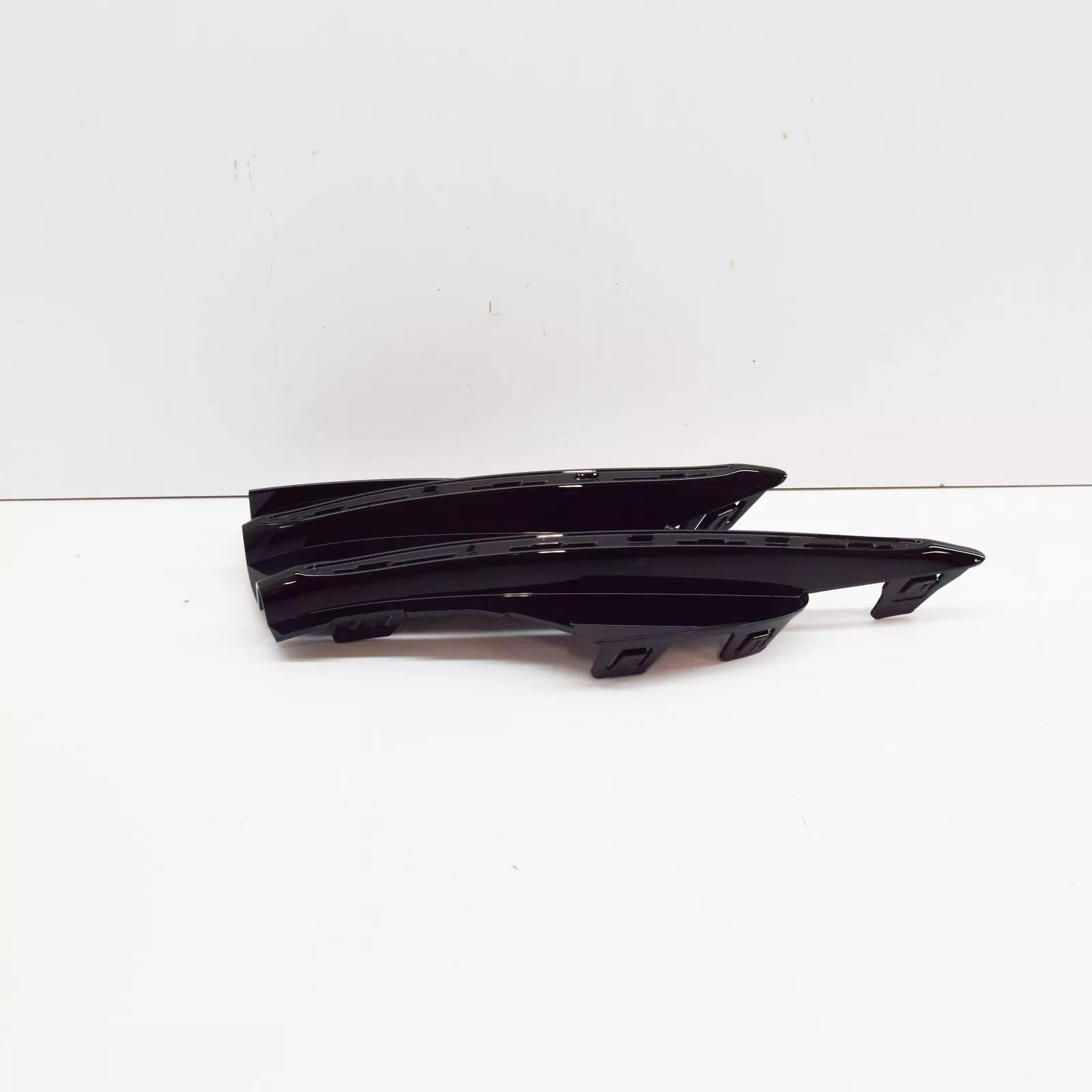 NEW MERCEDES-BENZ EQS V297 FRONT LEFT BUMPER GRILLE A2978852102 ORIGINAL