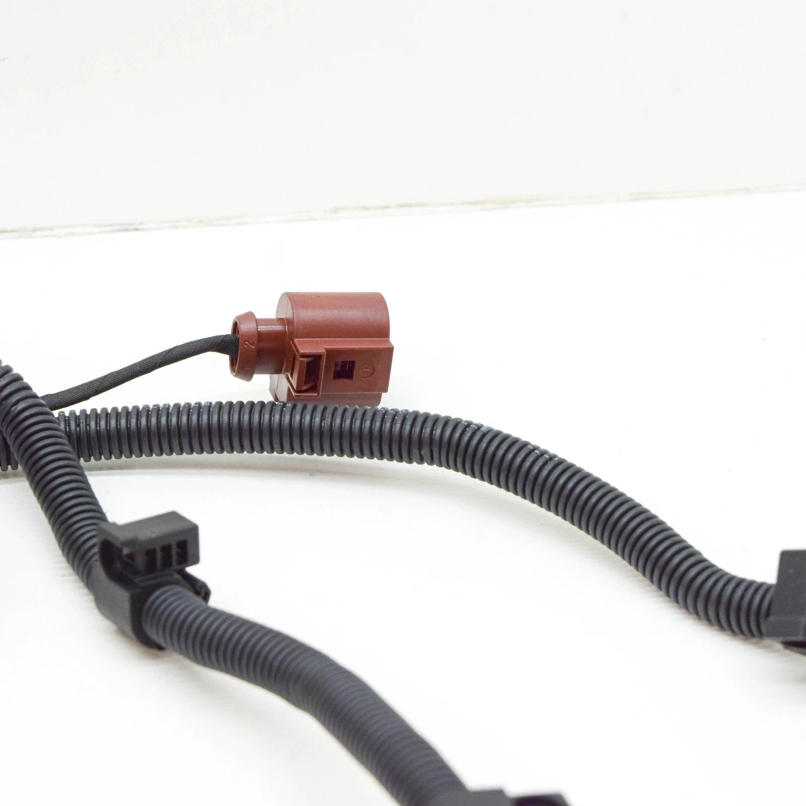 NEW AUDI A8 4H REAR SIDE METERING PRESSURE LINE 4H0131984AC ORIGINAL