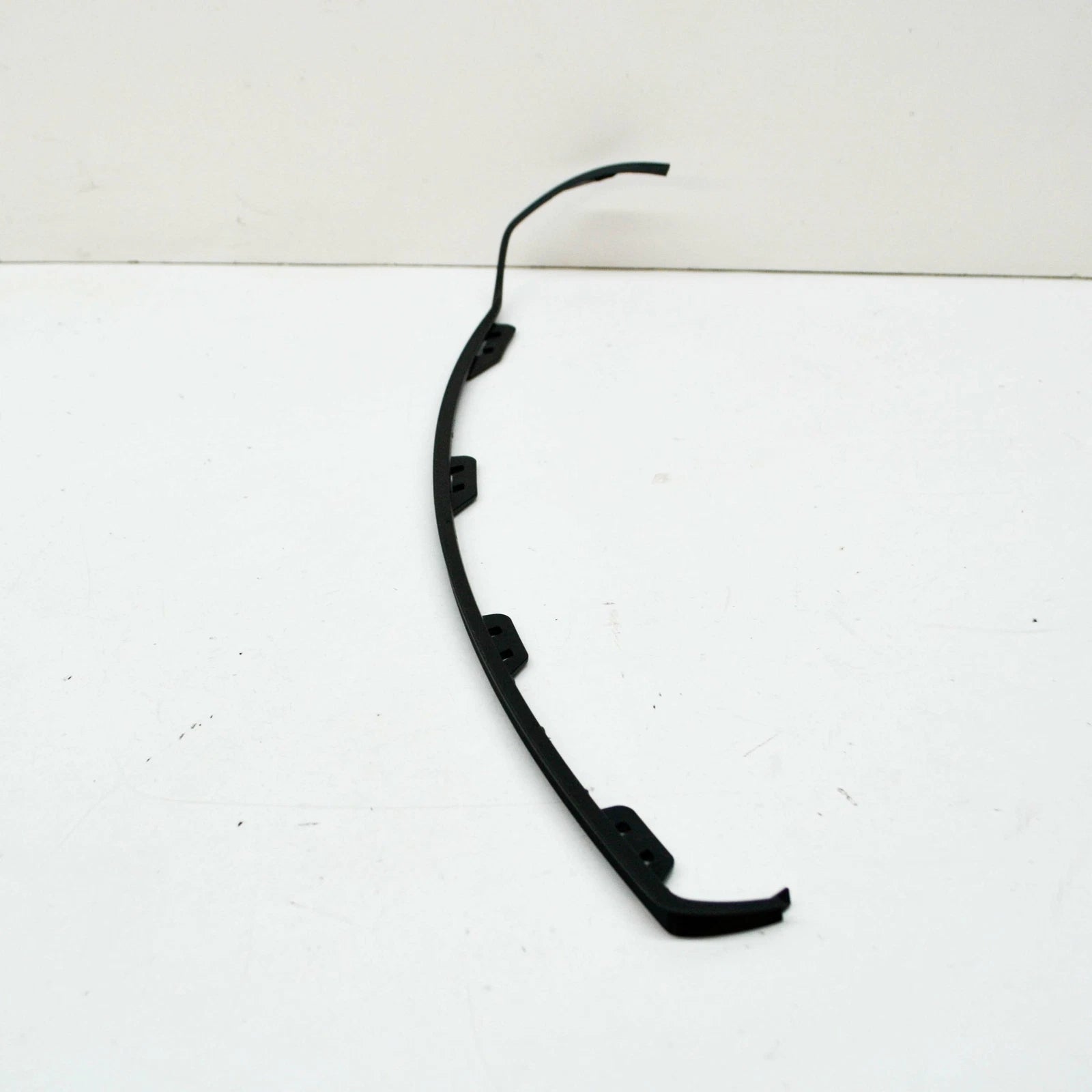 NEW MERCEDES-BENZ A-CLASS W176 FRONT BUMPER LEFT TRIM A1768851722 ORIGINAL