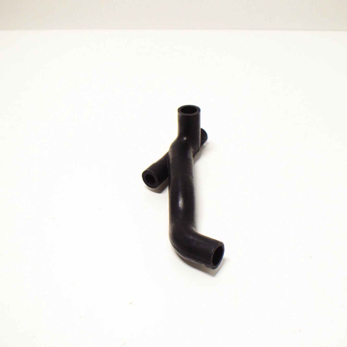 NEW BMW 3 E30 COOLING SYSTEM WATER VENT HOSE 11151721908 1721908 ORIGINAL