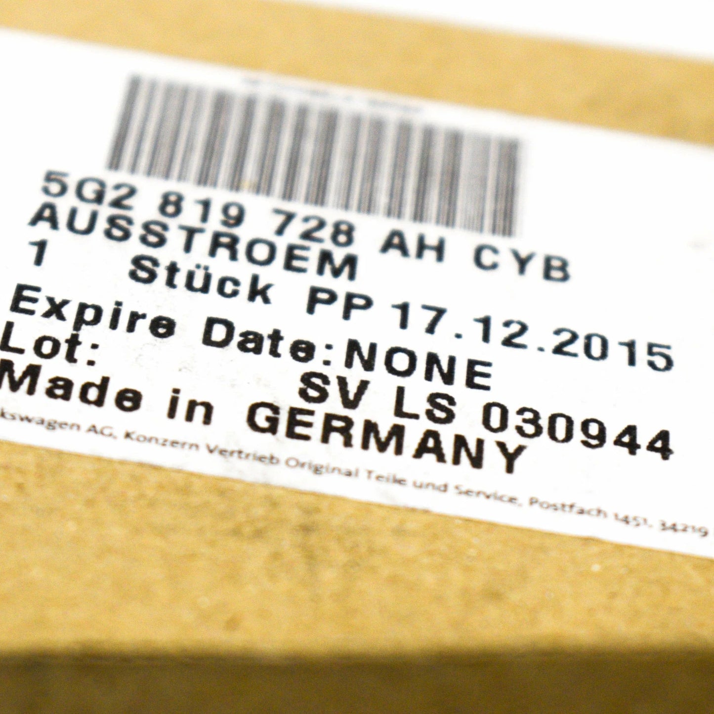 NEW VOLKSWAGEN GOLF MK7 CENTRE FRESH AIR VENT RHD 5G2819728AHCYB ORIGINAL