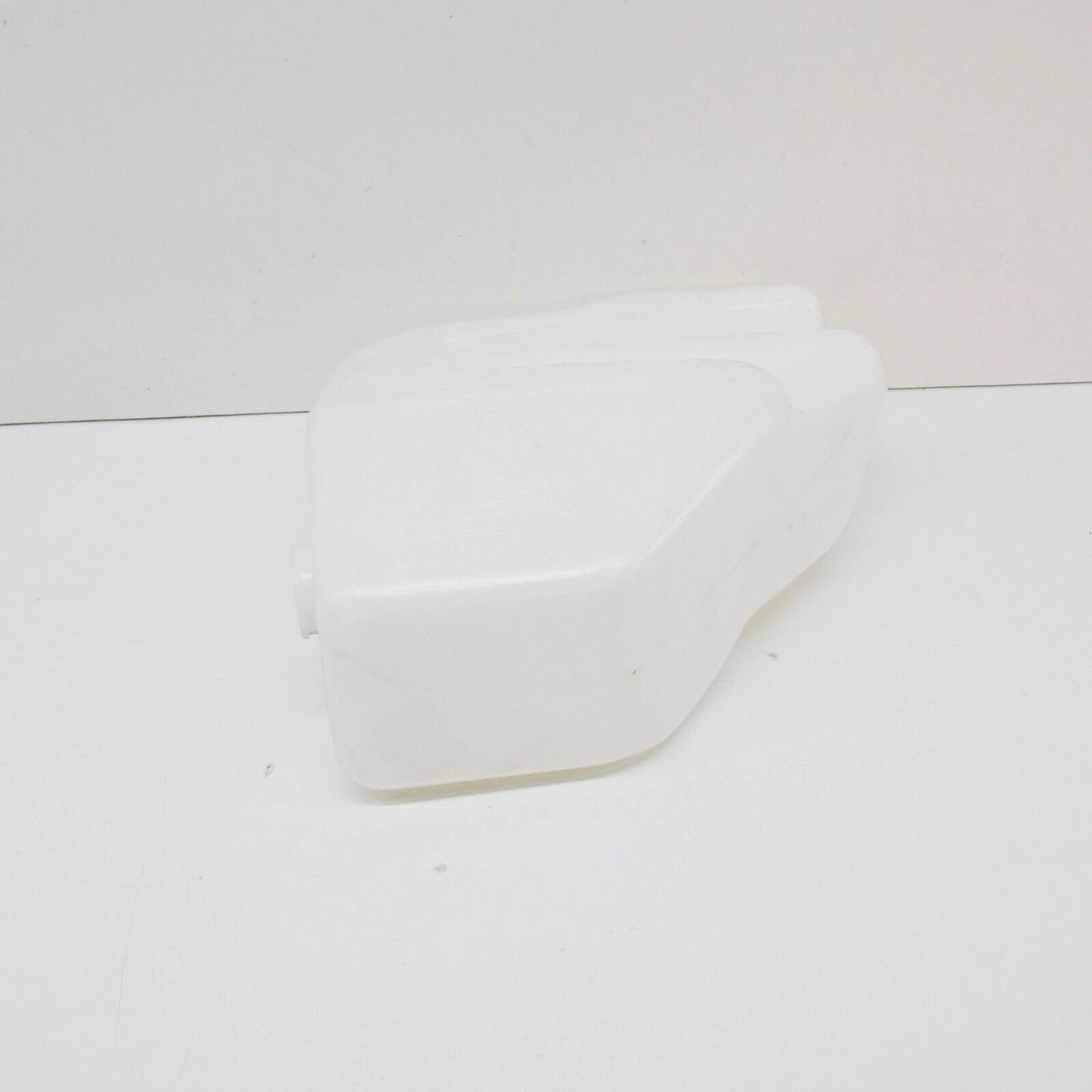 NEW MERCEDES-BENZ S W116 WINDSHIELD WASHER FLUID RESERVOIR A1168690020