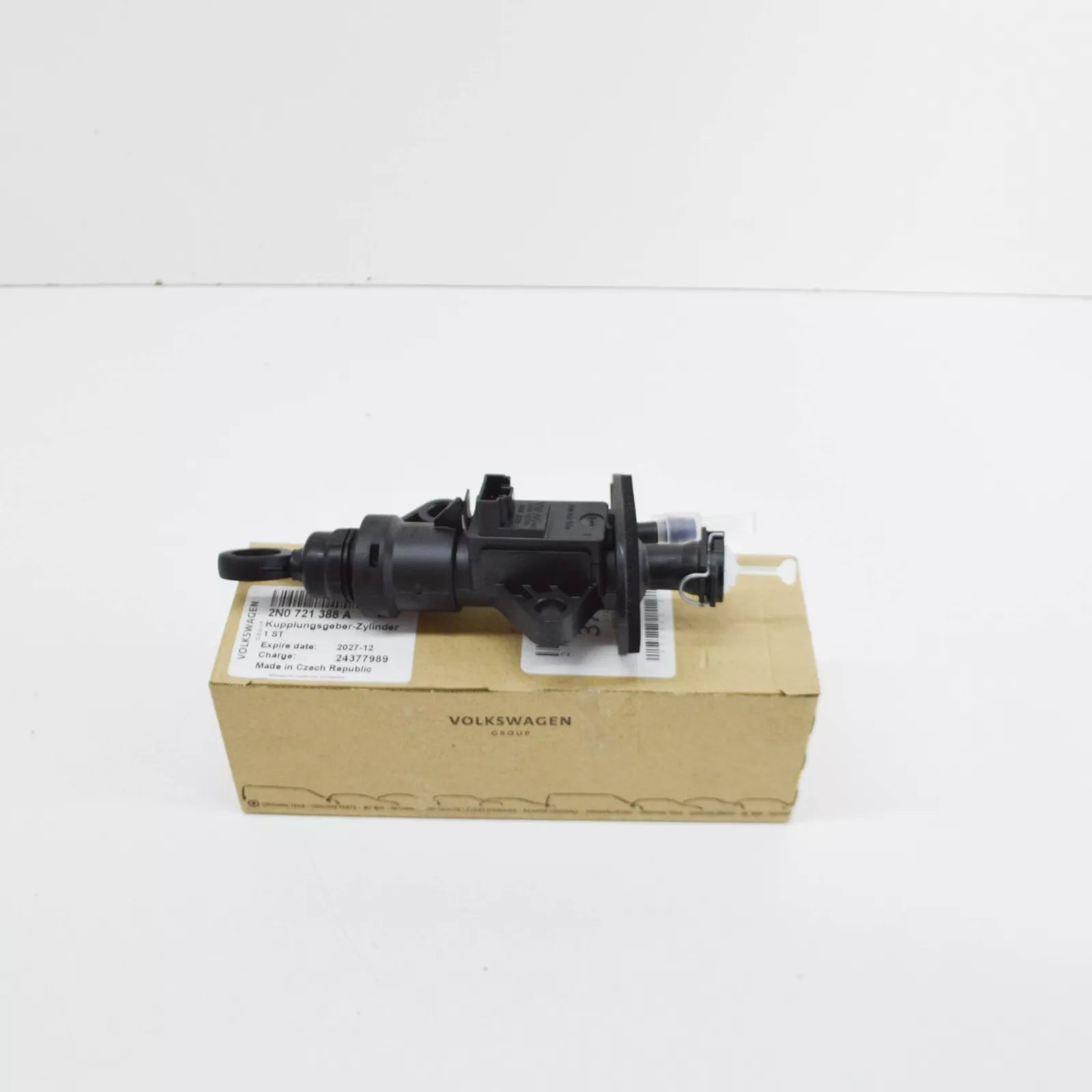 NEW VOLKSWAGEN CRAFTER SZ CLUTCH PEDAL MASTER CYLINDER 2N0721388A ORIGINAL