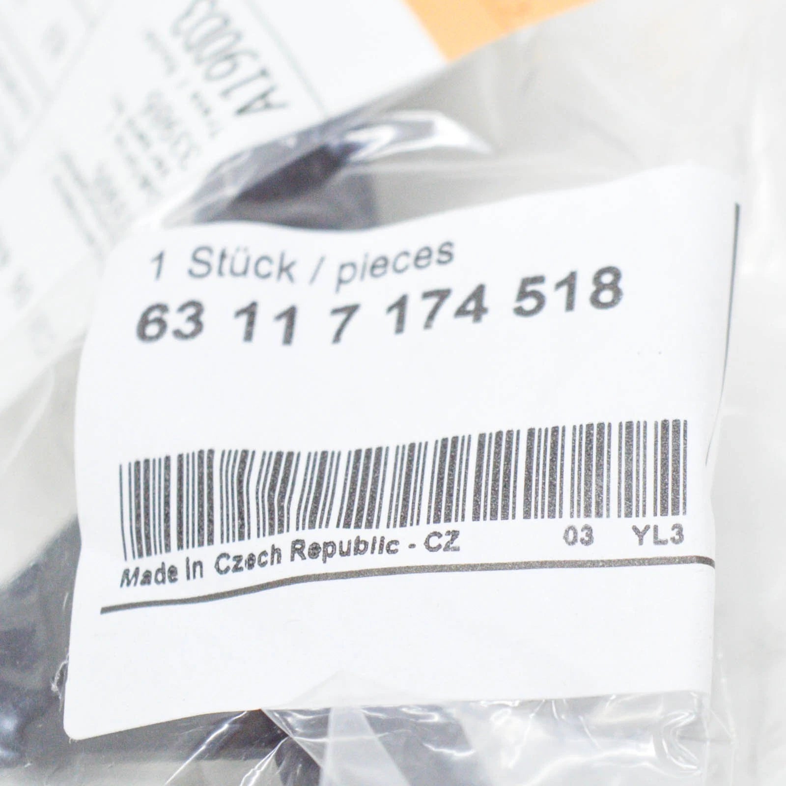 NEW BMW 3 E90 FRONT HEADLIGHT GASKET RIGHT 63117174518 7174518 ORIGINAL