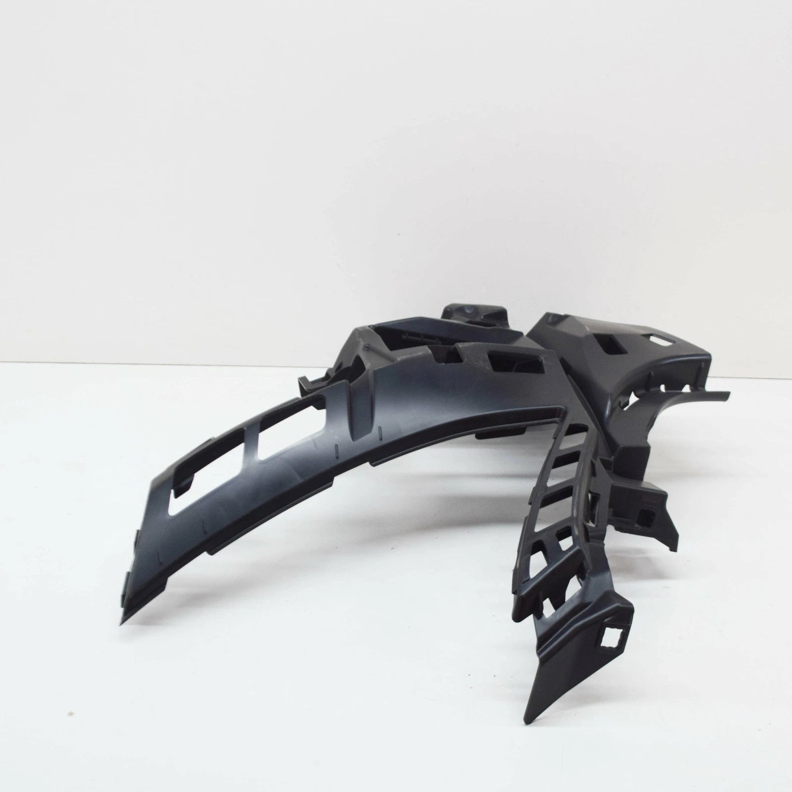 NEW MERCEDES-BENZ S-CLASS W222 FRONT LEFT BUMPER BRACKET A2228851165 ORIGINAL