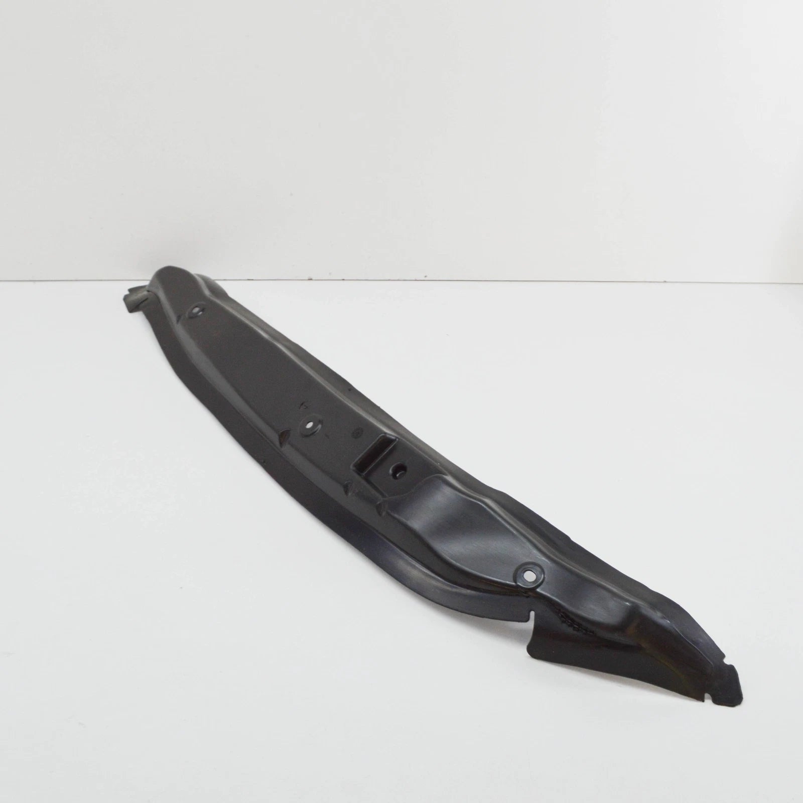NEW MERCEDES-BENZ CLA C118 FRONT LEFT FENDER REAR GAP COVER A1188890000 ORIGINAL