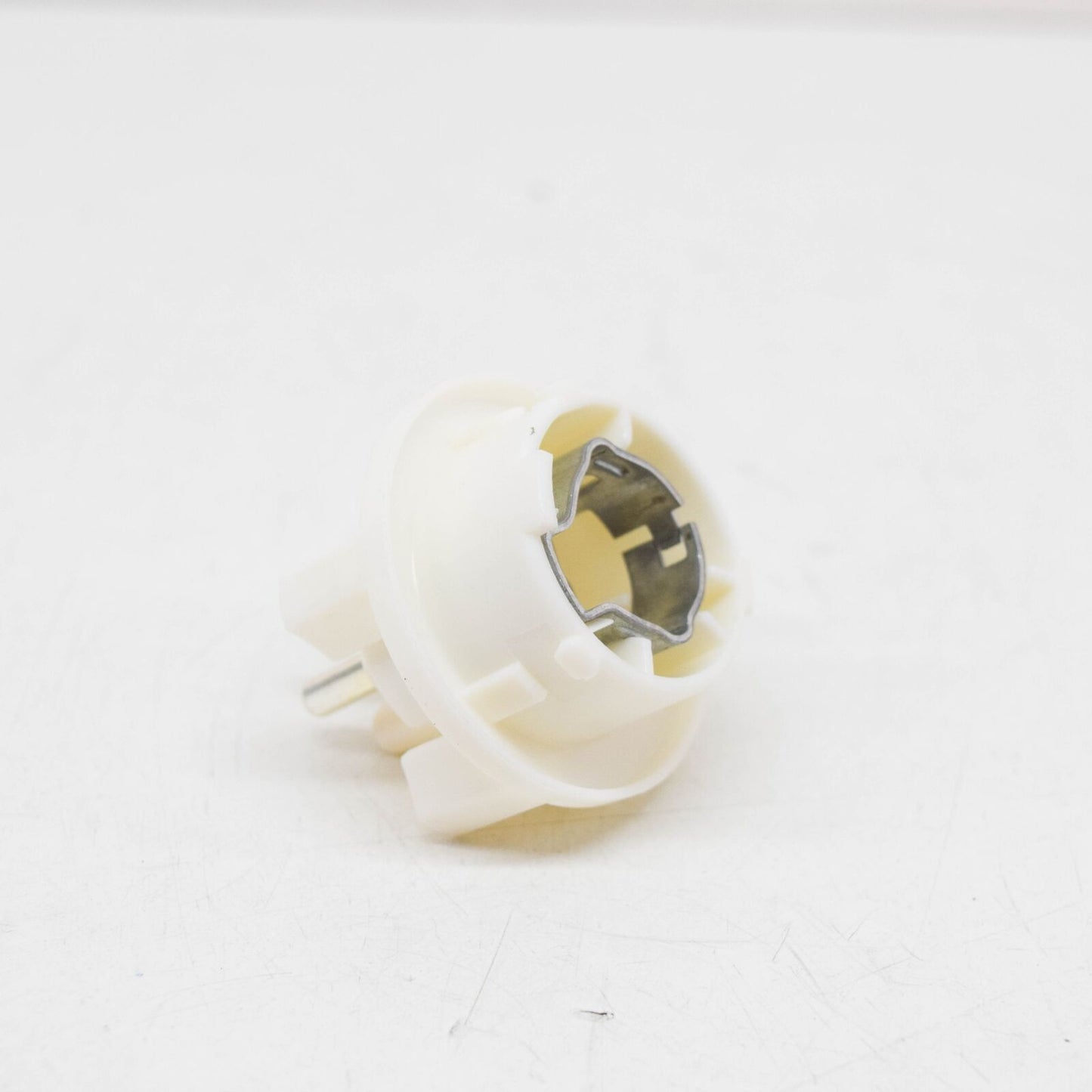 NEW MERCEDES BENZ SL R129 WHITE BLINKER LAMP BULB SOCKET A0008269582 ORIGINAL