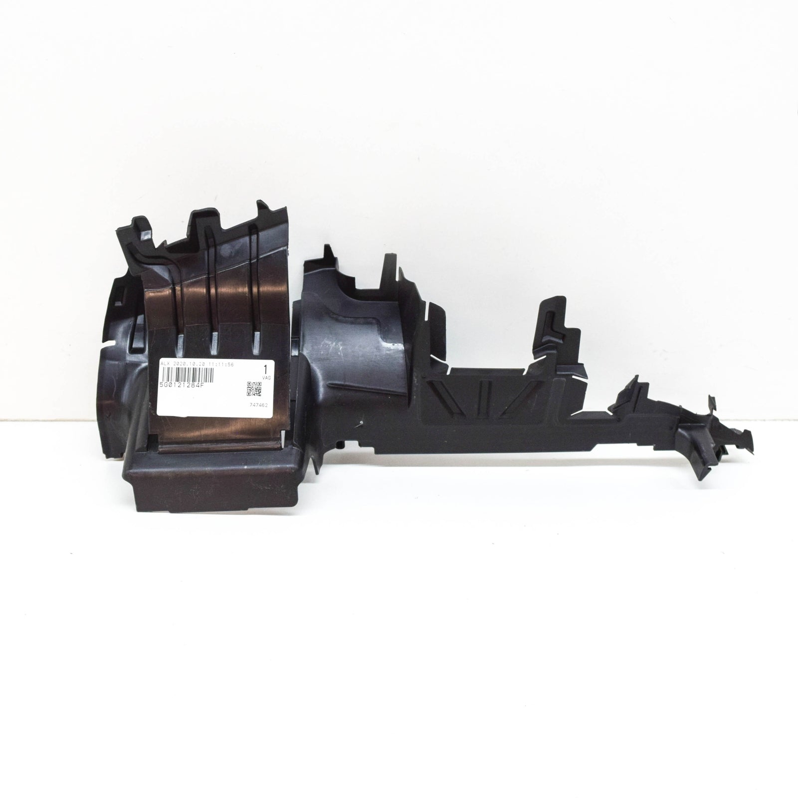 NEW VW GOLF 5G ALLTRACK FRONT RADIATOR SUPPORT RIGHT AIR GUIDE DUCT 5G0121284F