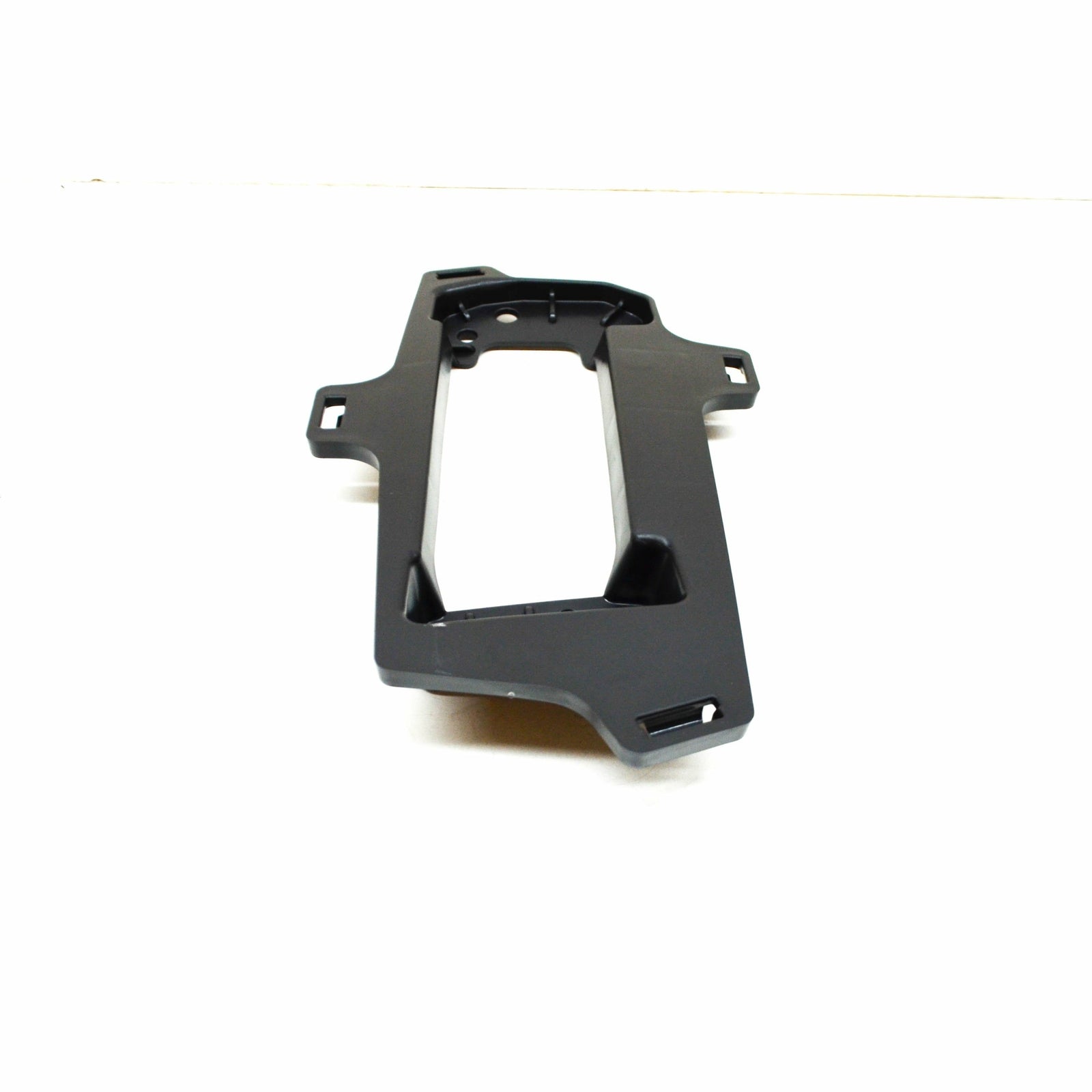 NEW MERCEDES-BENZ GLK X204 FRONT RIGHT BEZEL BRACKET A2048850131 ORIGINAL