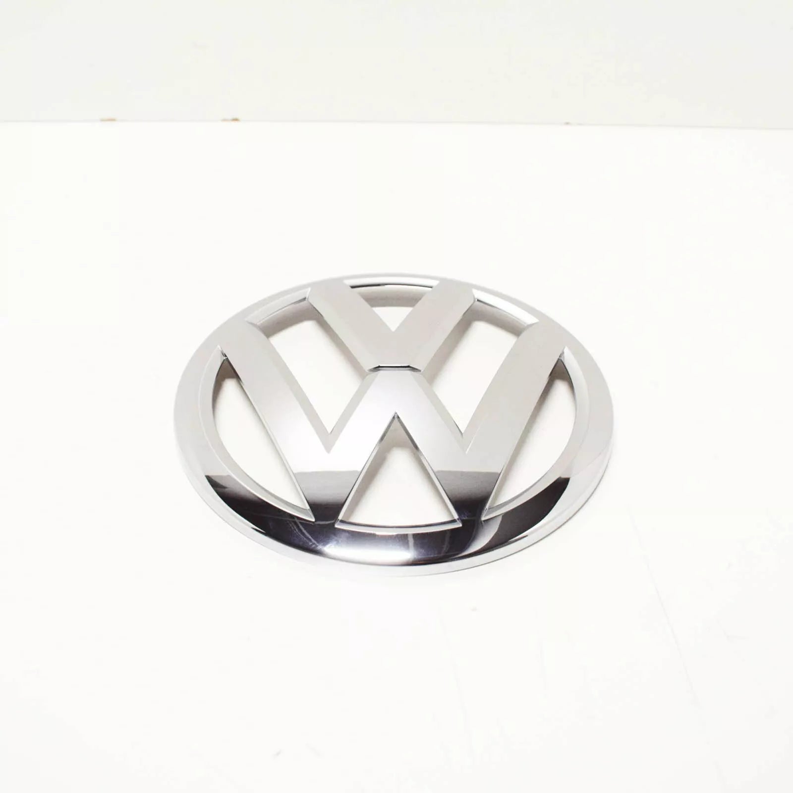 NEW VOLKSWAGEN TRANSPORTER T5 BONNET BADGE EMBLEM 7E0853601G2ZZ