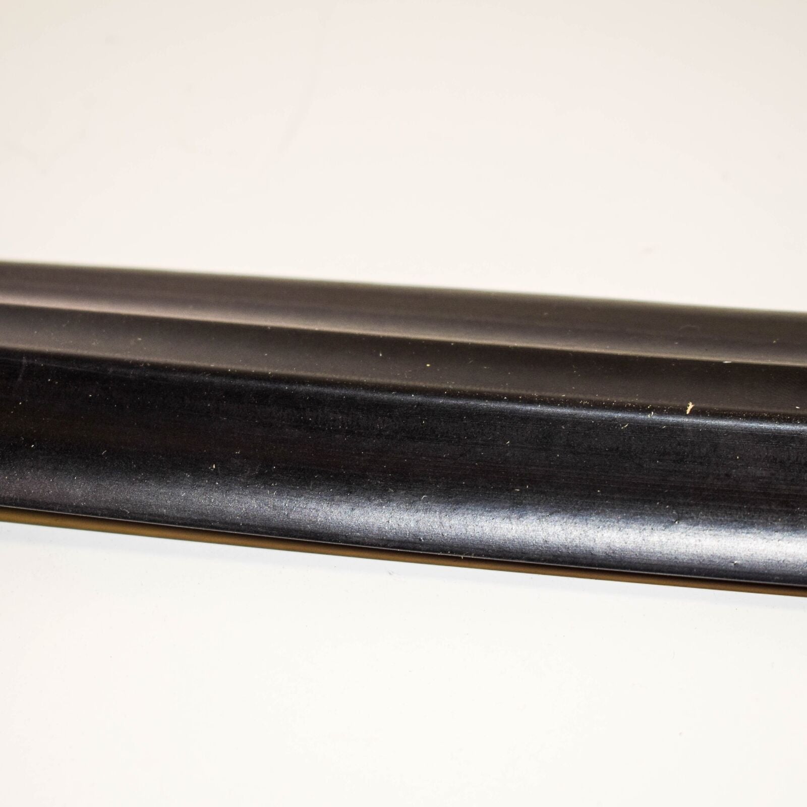 NEW MERCEDES BENZ G W463 UPPER RUBBER WINDSCREEN SEAL A0009870862 ORIGINAL