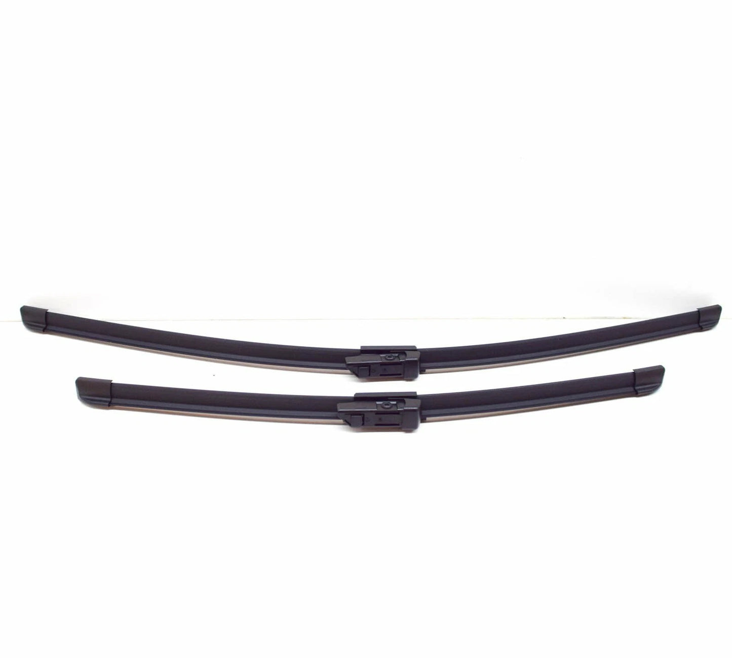 NEW AUDI A3 8V FRONT WINDSHIELD WIPER BLADE SET LHD 8V1998002B