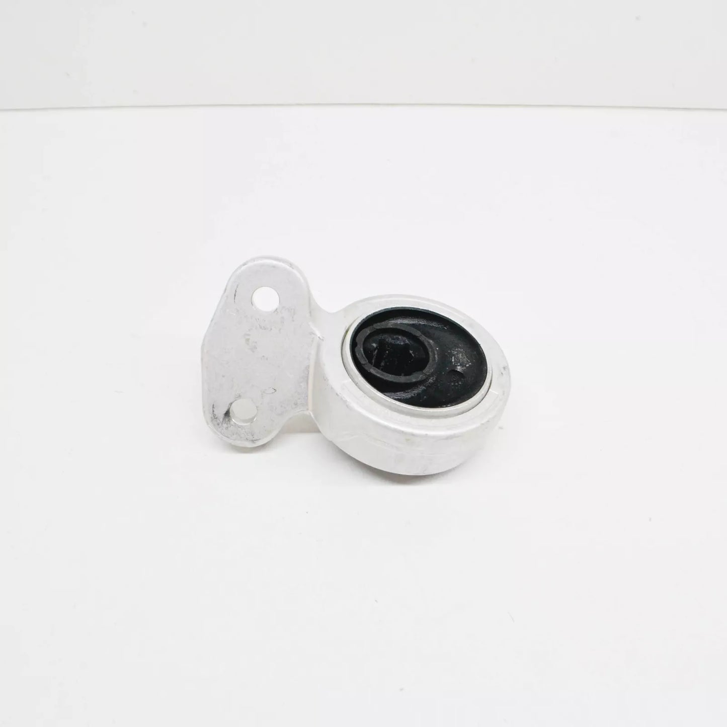 NEW BMW Z4 COUPE E86 FRONT RIGHT CONTROL ARM BUSHING 7836863 31107836863