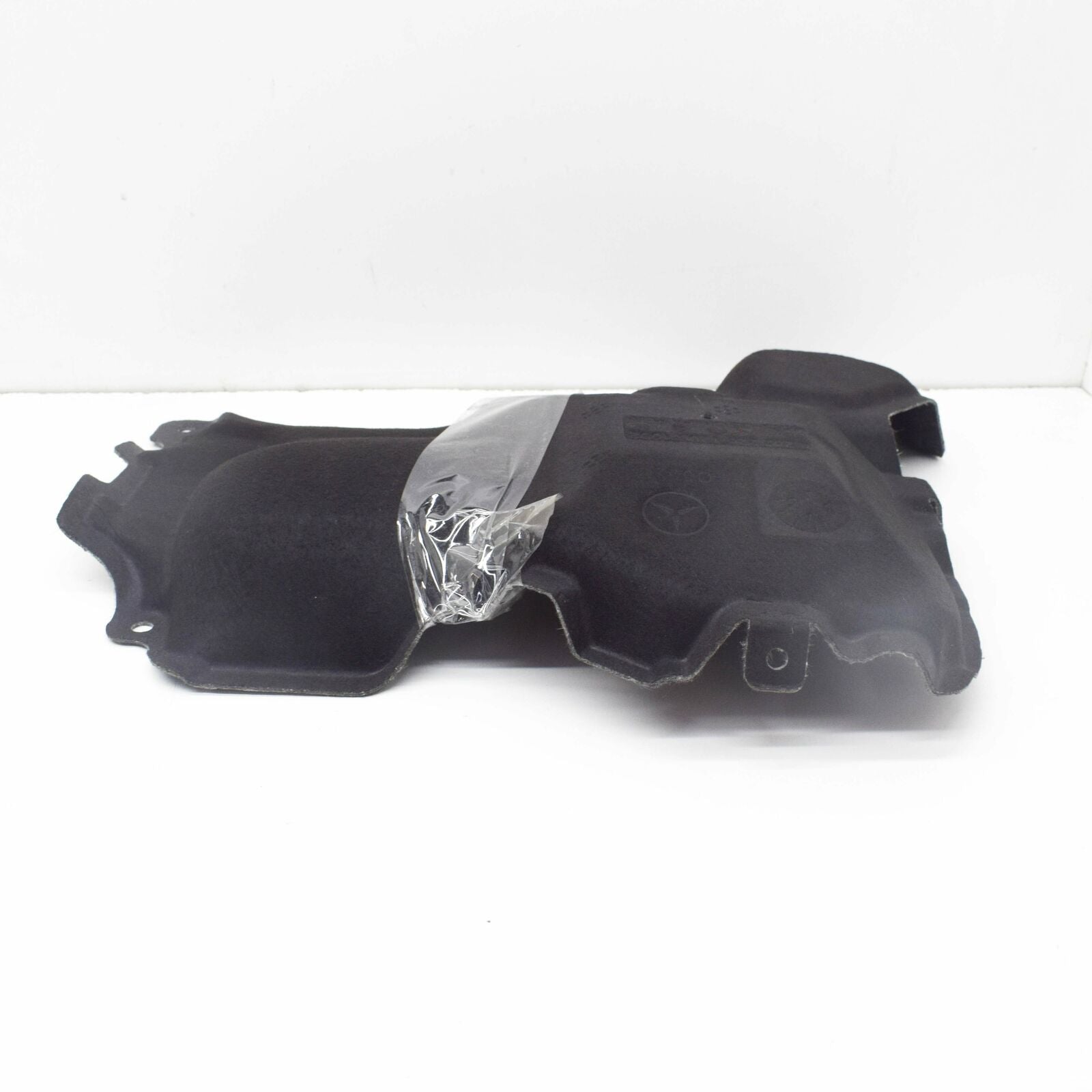 NEW MERCEDES-BENZ CLA COUPE C117 ENGINE SOUNDPROOFING A2822261200 ORIGINAL