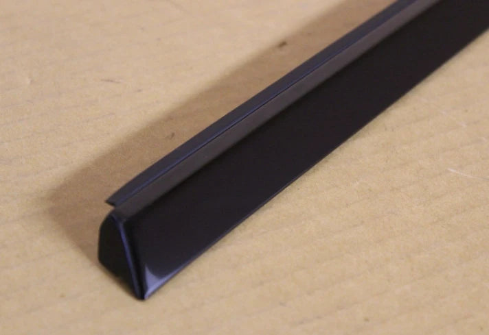 NEW MERCEDES-BENZ B W246 REAR RIGHT DOOR WINDOW TRIM STRIP A2467350482 ORIGINAL