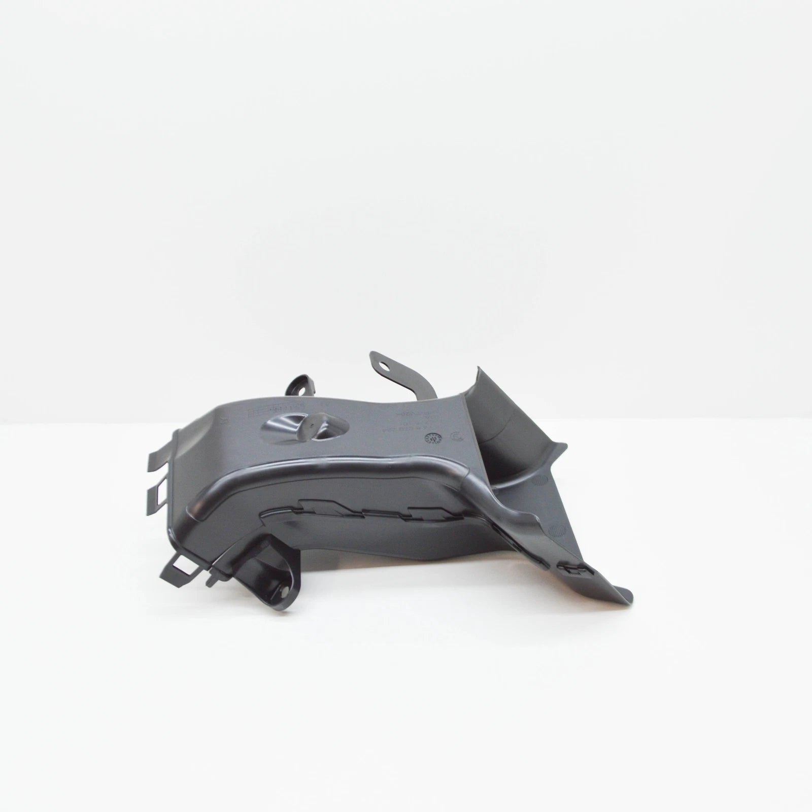 NEW BMW X6G 06 FRONT RIGHT AIR DUCT INTAKE PIPE 51748070234 8070234 2021