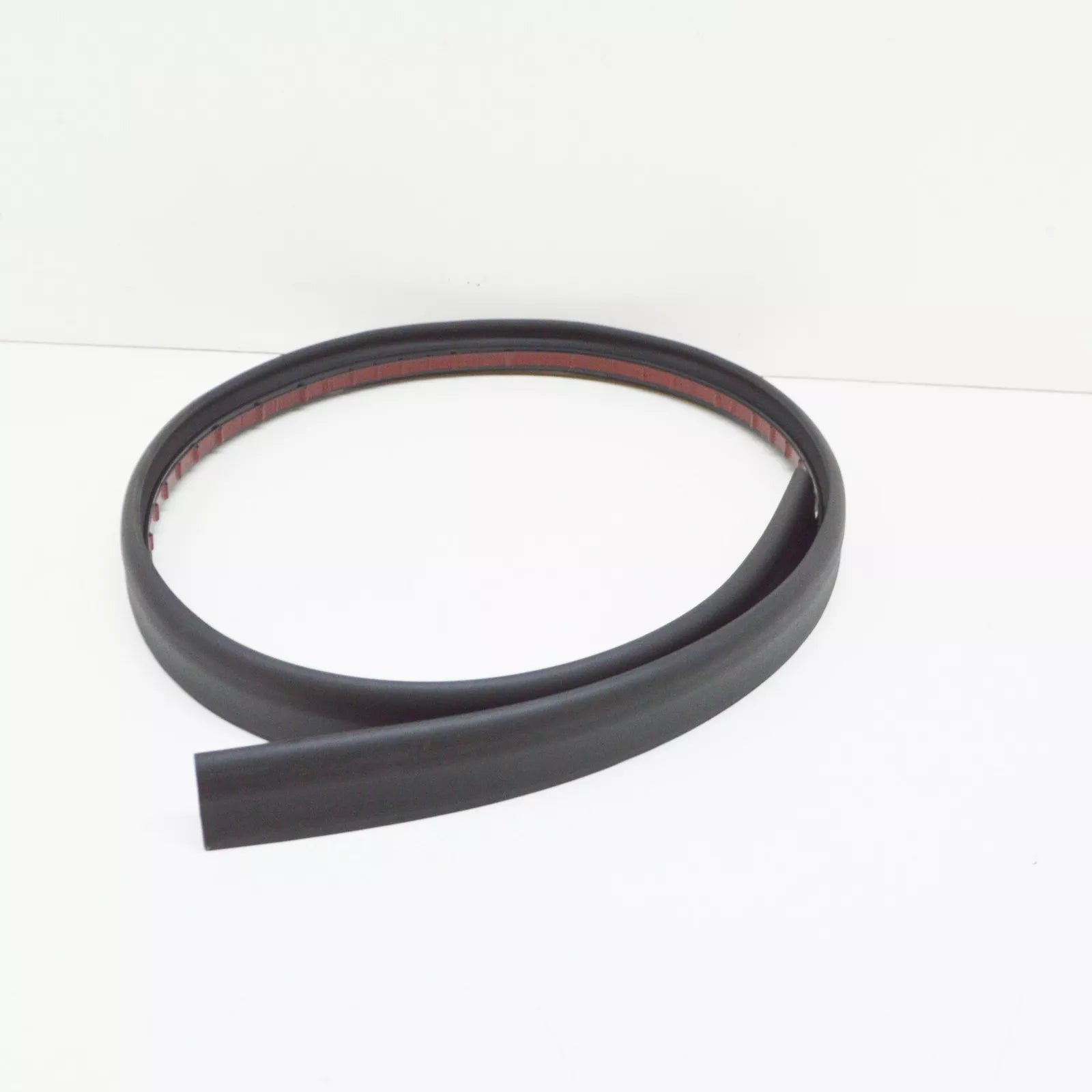 NEW VOLKSWAGEN AMAROK HARDTOP REAR LID LOWER SEAL 2H7817667