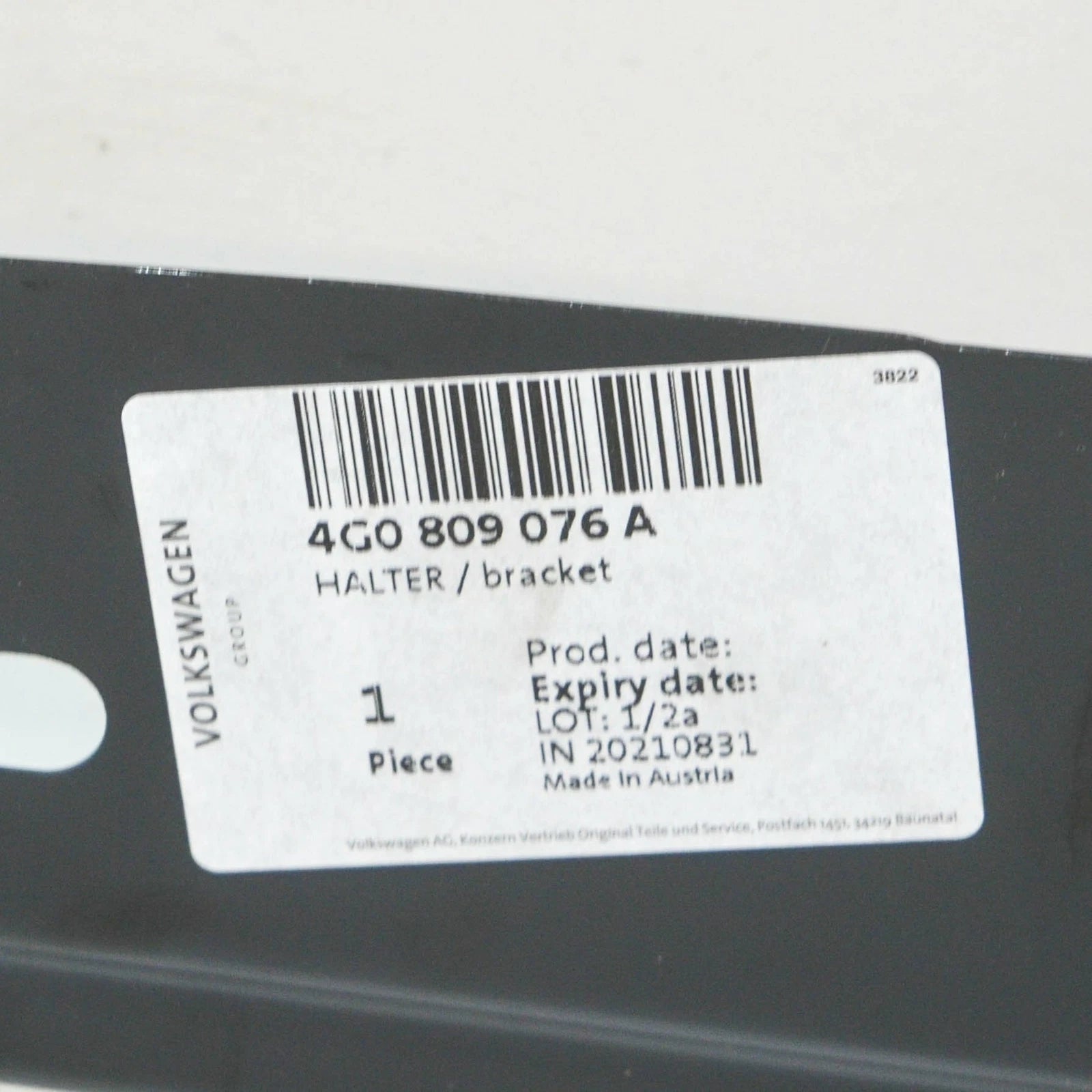 NEW AUDI A6 ALLROAD 4G FRONT RIGHT FENDER HOLDER 4G0809076A