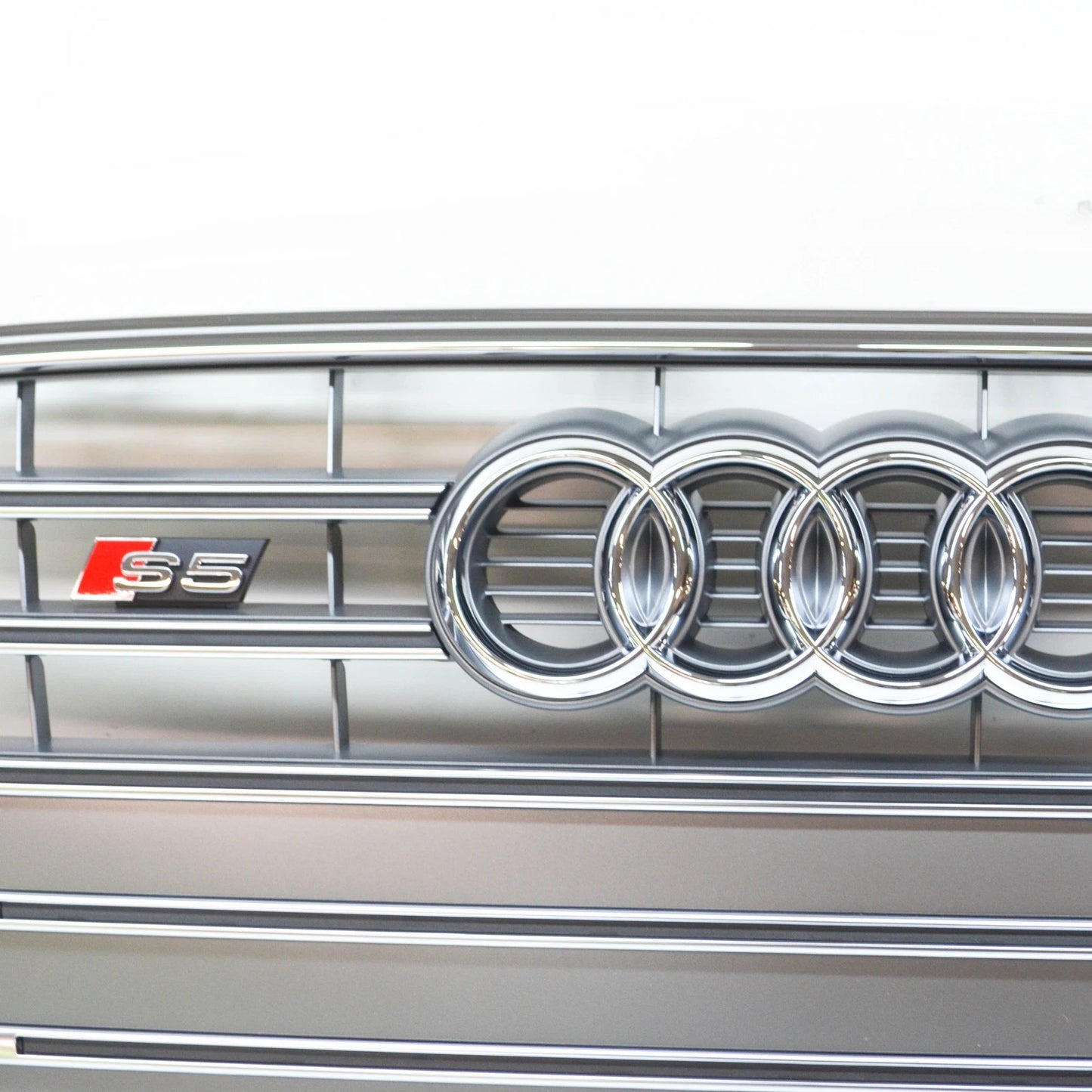 NEW AUDI A5 S5 FRONT BUMPER RADIATOR GRILLE PLATINUM GREY 8T0853651P 1RR