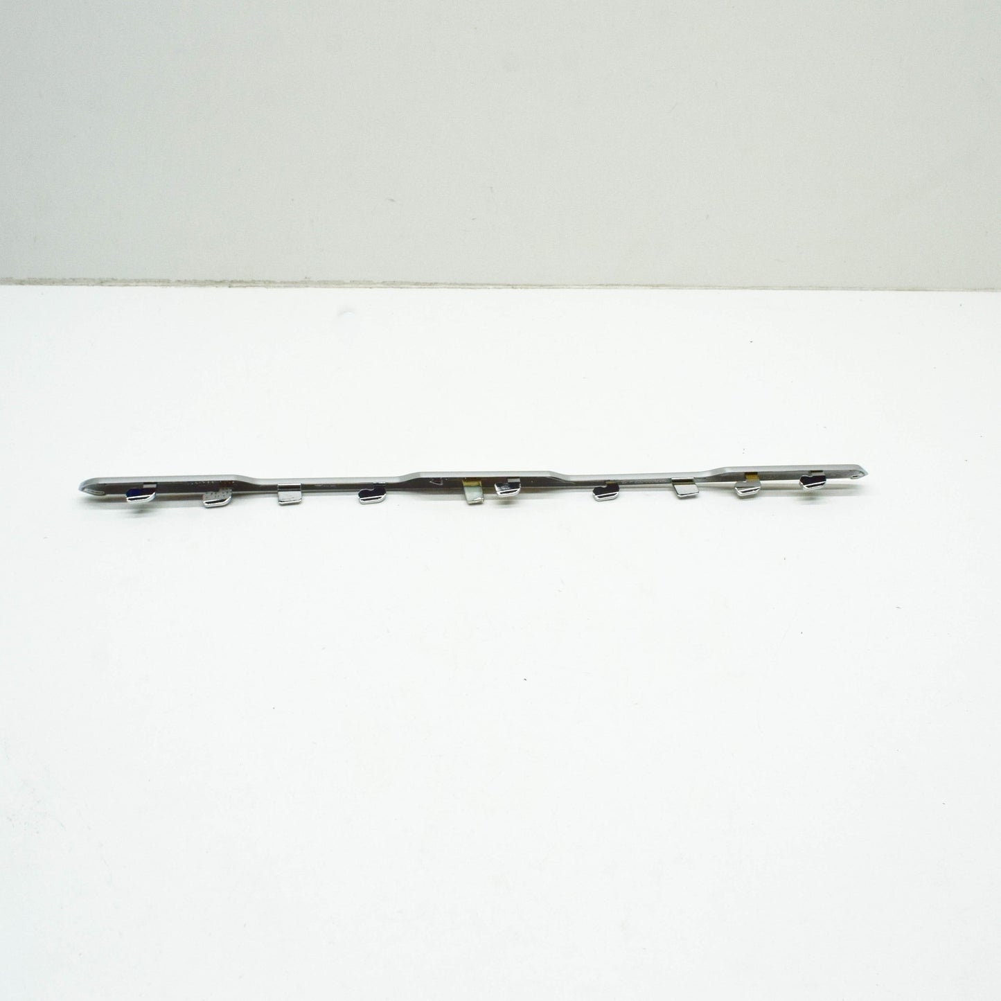 NEW MERCEDES-BENZ GLC X253 RADIATOR GRILLE RIGHT TRIM BAR A2538882001 ORIGINAL