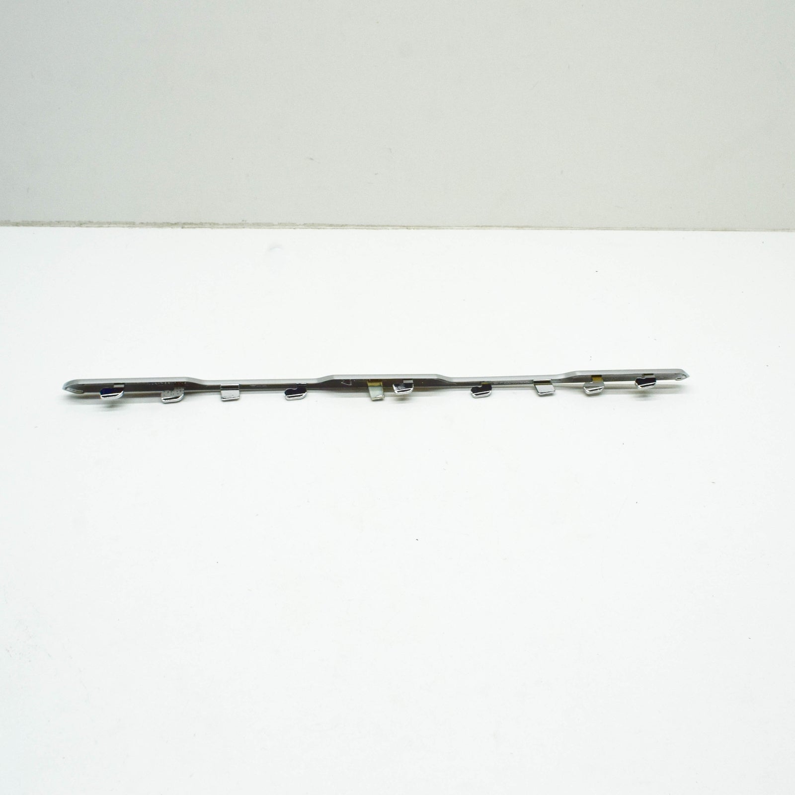 NEW MERCEDES-BENZ GLC X253 RADIATOR GRILLE RIGHT TRIM BAR A2538882001 ORIGINAL