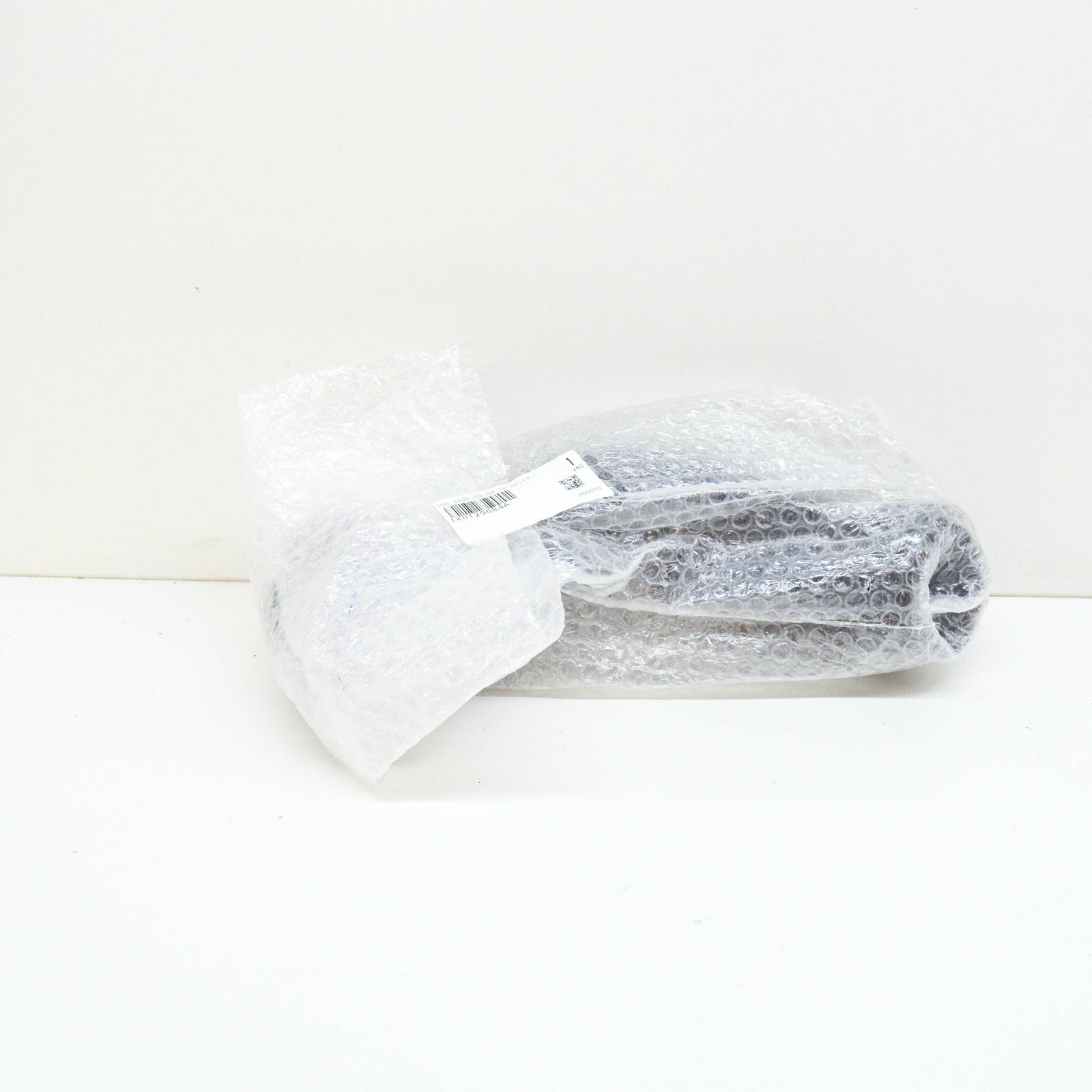 NEW AUDI A3 8P AIR INTAKE HOSE 1K0129684AE ORIGINAL