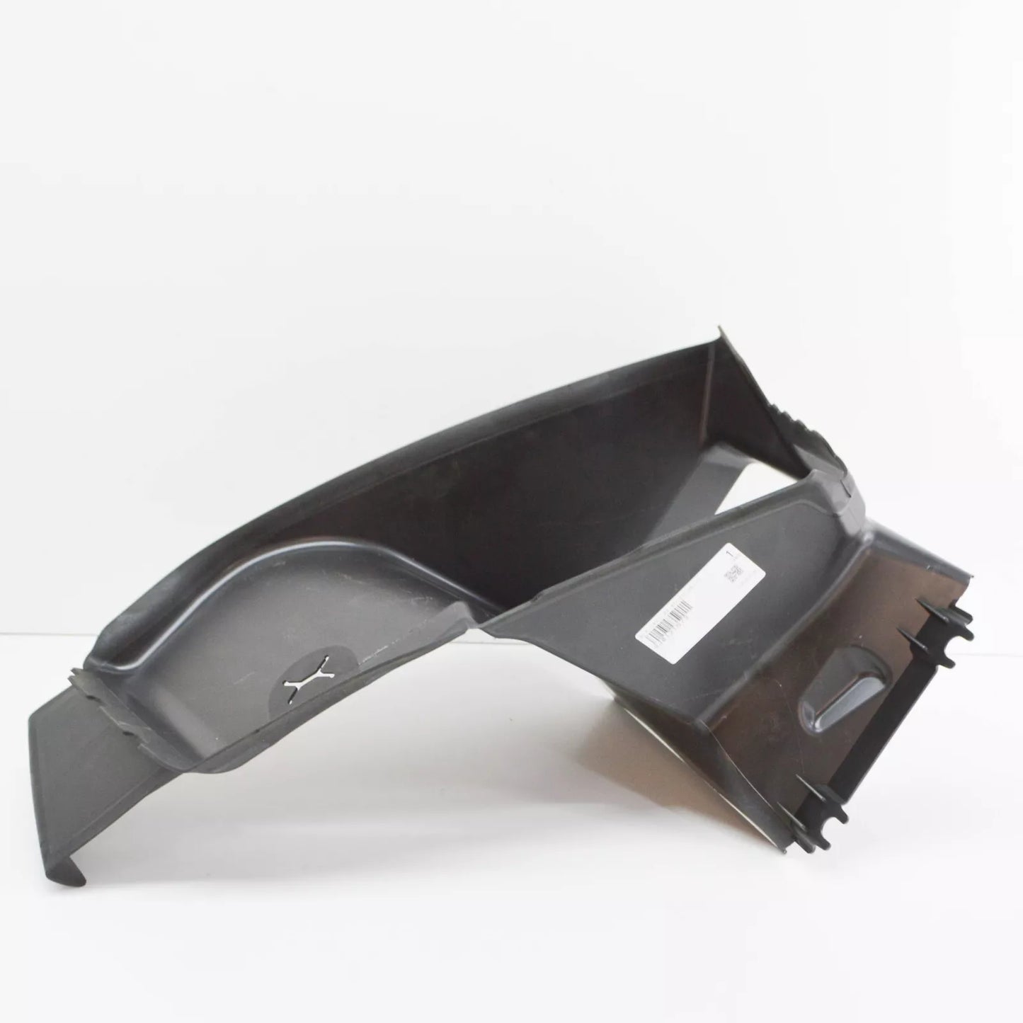 NEW AUDI TTRS 8J RIGHT OUTER AIR DUCT 8J0121673 ORIGINAL