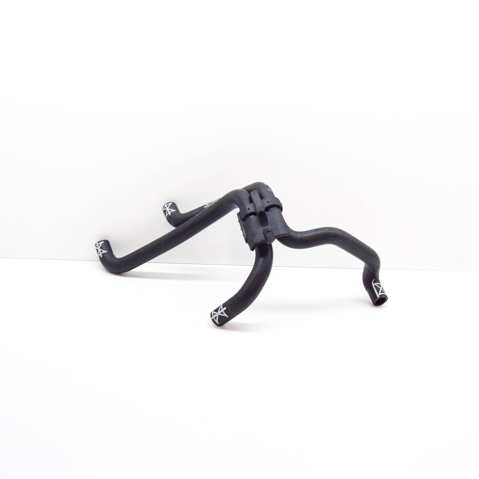 NEW AUDI A3 8P ENGINE COOLANT HOSE 1K0121086AD ORIGINAL