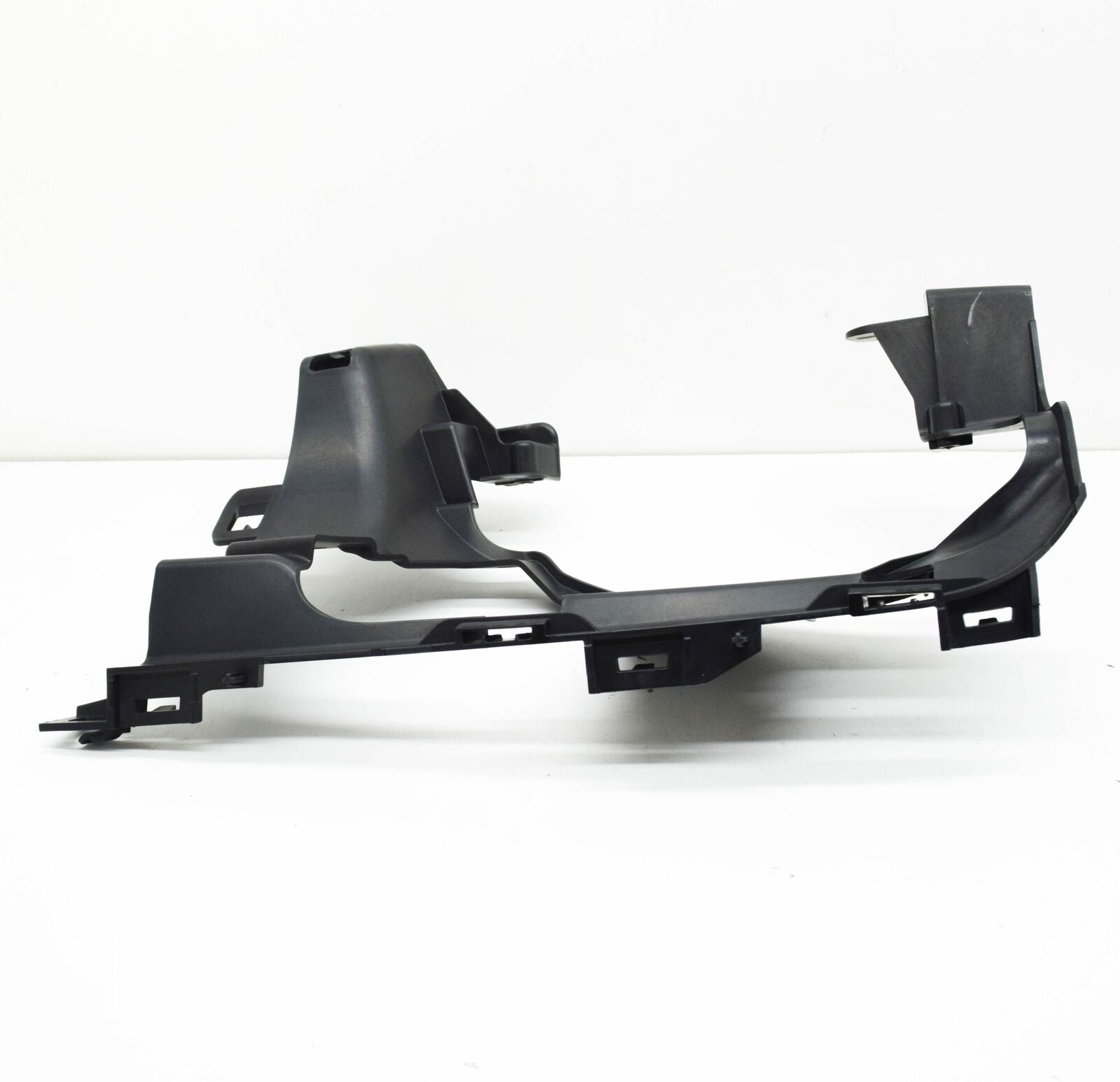 NEW MERCEDES-BENZ GLE W167 REAR TAILPIPE LEFT TRIM HOLDER A1678850903 ORIGINAL