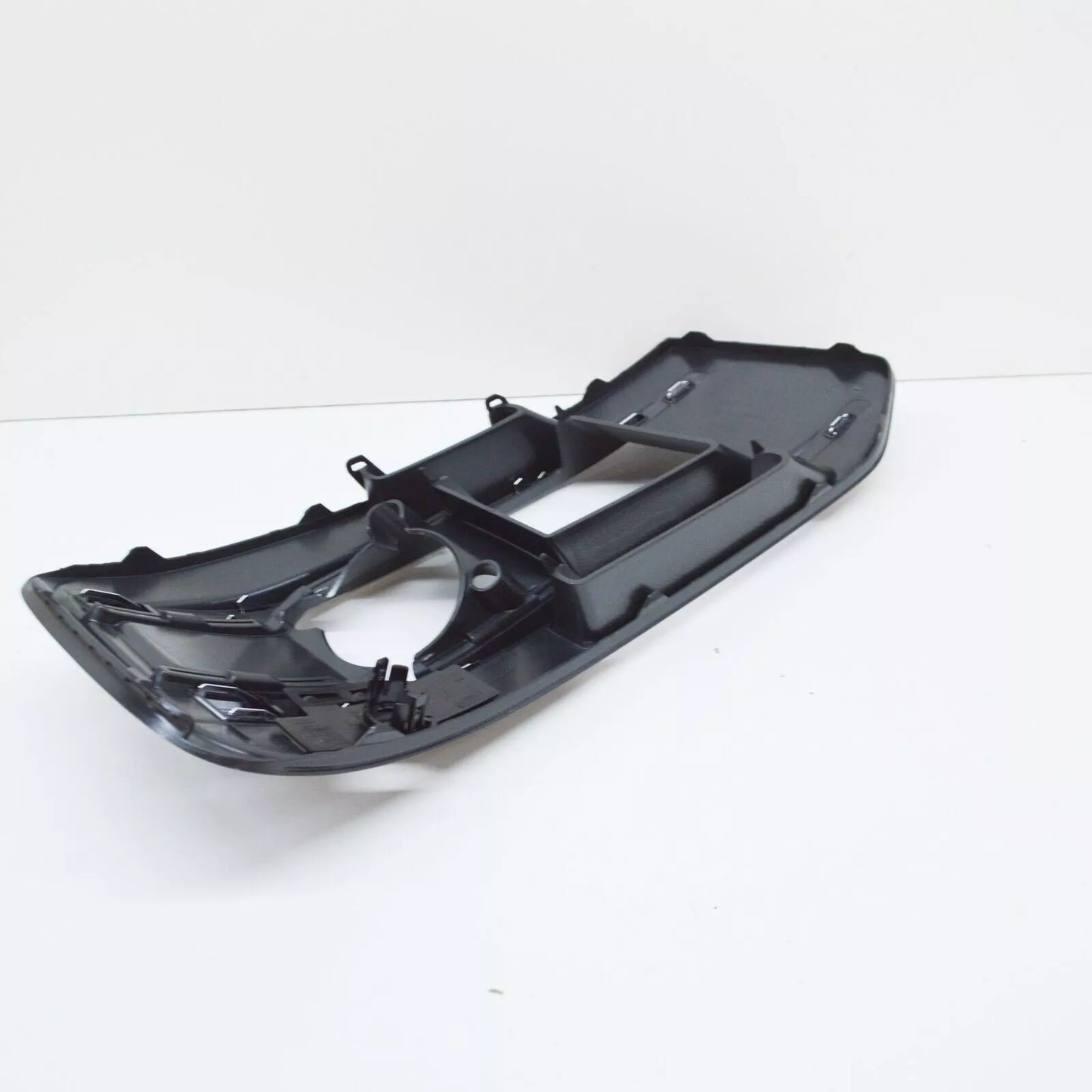 NEW AUDI Q7 4M FRONT BUMPER LEFT GRILLE 4M0807681AA4W3 GENUINE