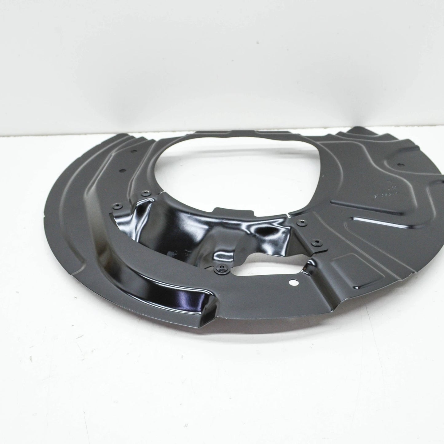 NEW BMW X5 E70 FRONT LEFT BRAKE DISC PROTECTION 34106895049 6895049 ORIGINAL