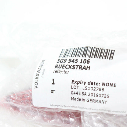 NEW VOLKSWAGEN GOLF MK7 REAR BUMPER RIGHT REFLECTOR 5G9945106B