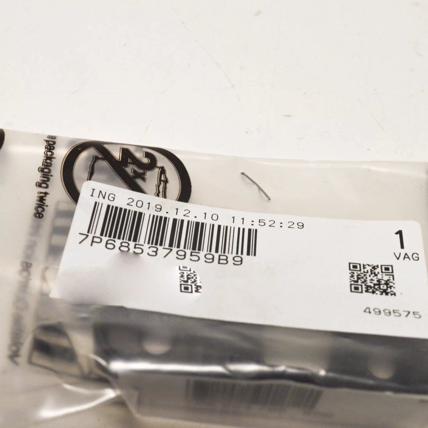 NEW VW TOUAREG 7P FRONT CAMERA BRACKET SECURING PLATE 7P68537959B9 ORIGINAL