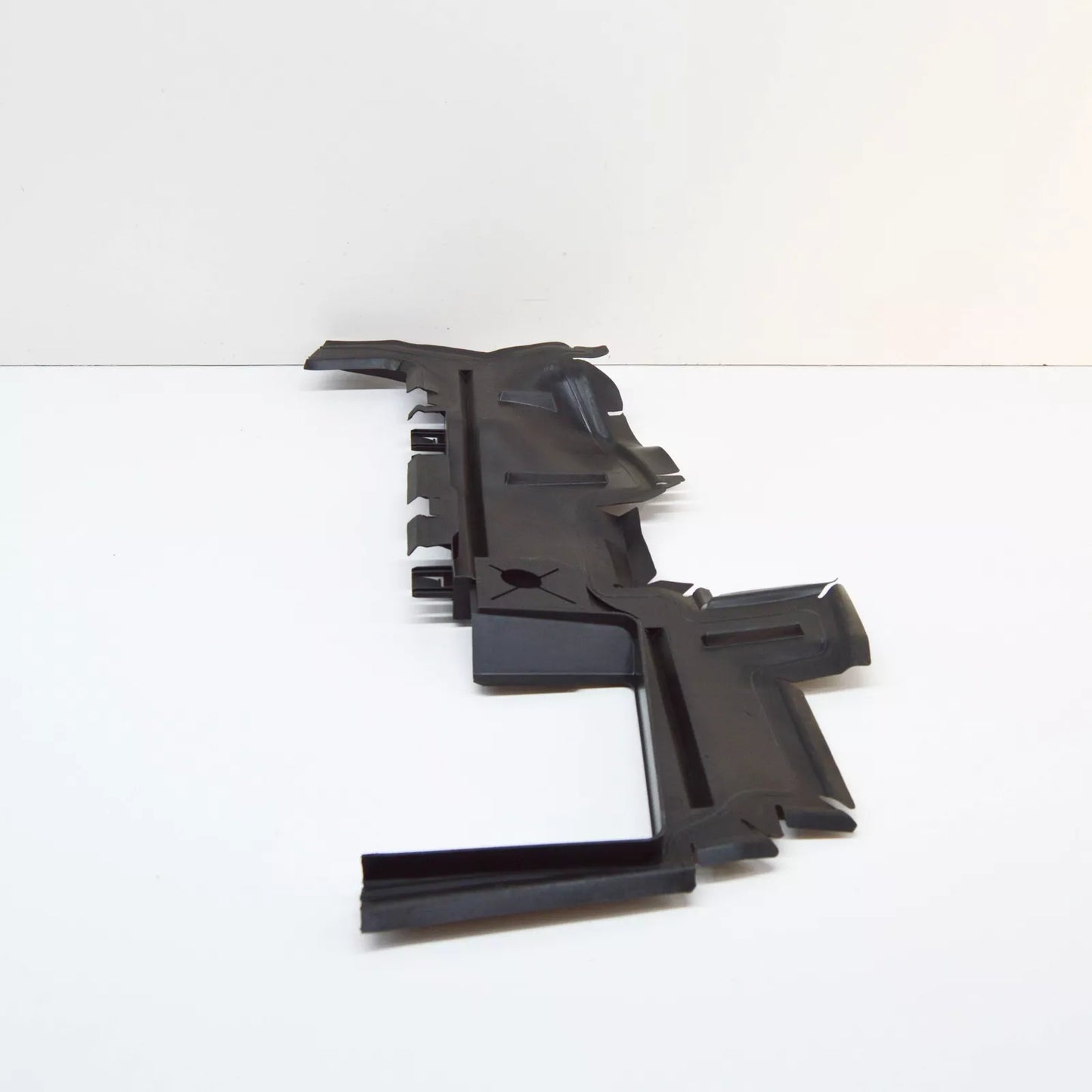 NEW AUDI A6 C7 RADIATOR LEFT AIR GUIDE 4G0121283AT