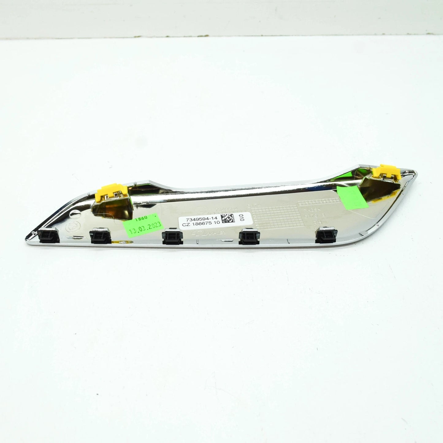 NEW BMW 5 G30 RIGHT SIDEWALL AIR DUCT TRIM 51137349594 7349594 ORIGINAL