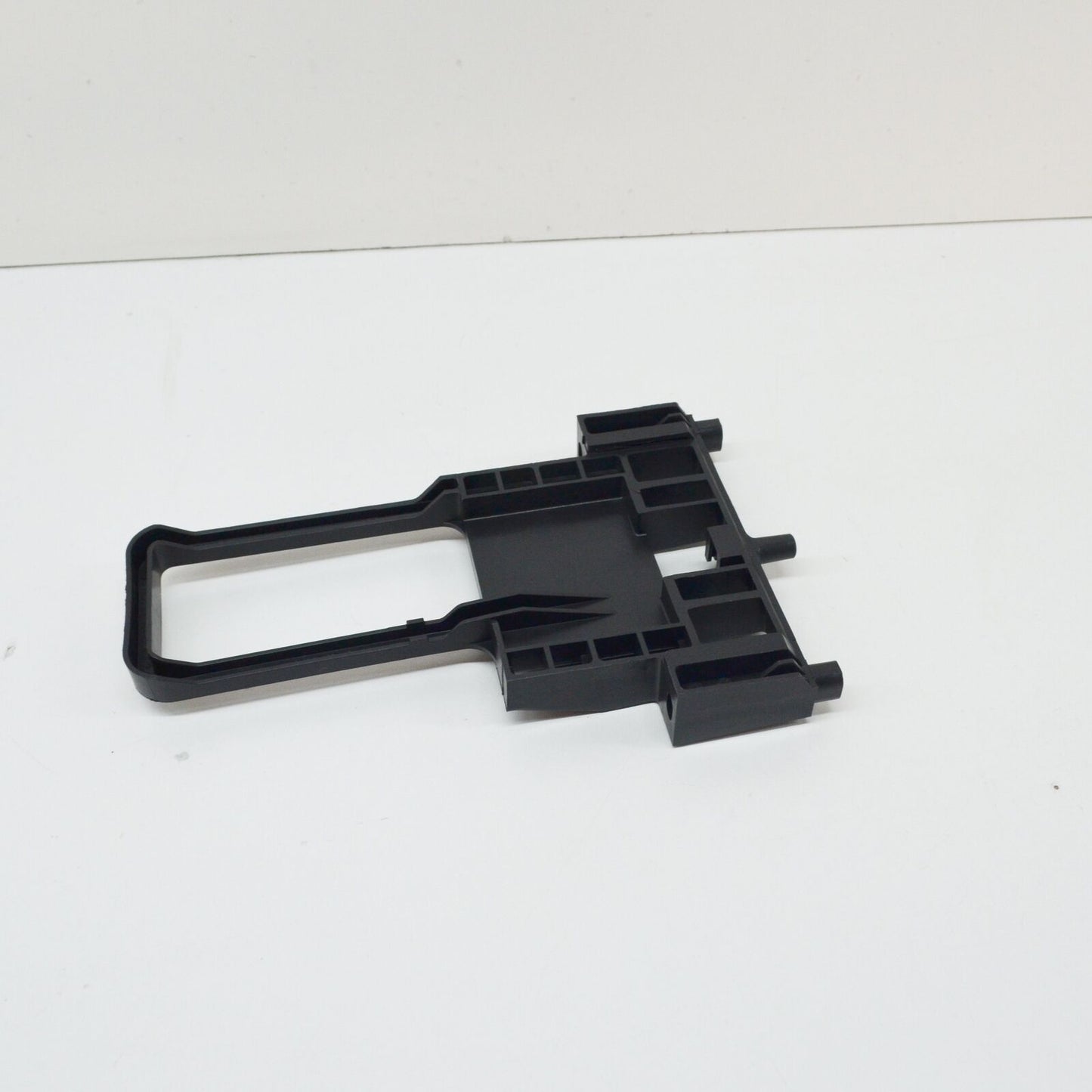 NEW MERCEDES-BENZ SPRINTER W906 BATTERY MOUNT BRACKET A9065410400 ORIGINAL