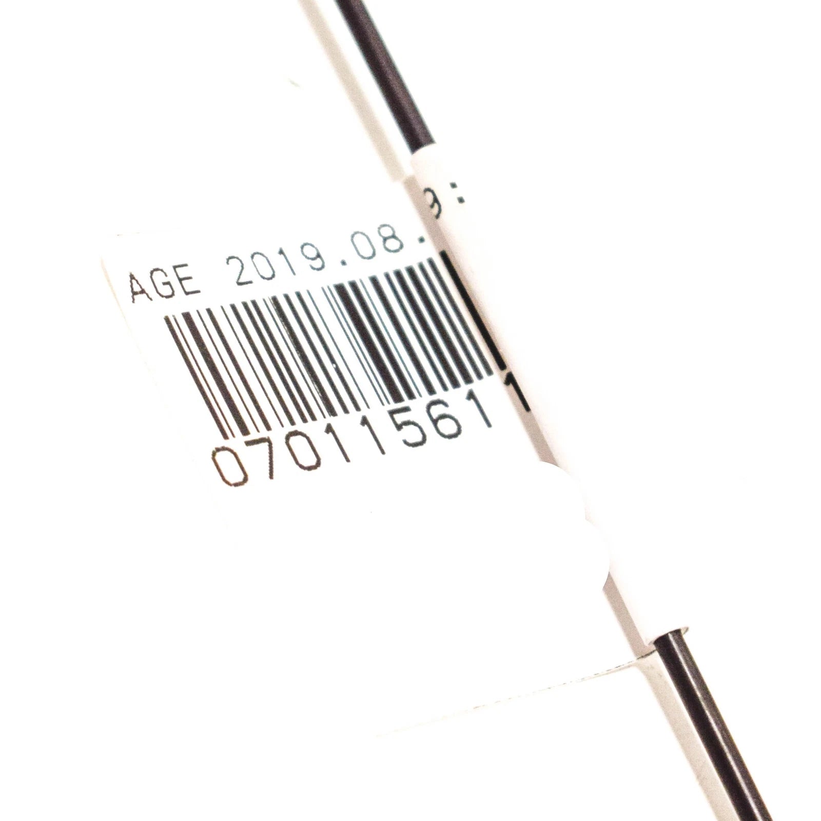 NEW VOLKSWAGEN TOUAREG 7L OIL DIPSTICK 070115611Q ORIGINAL