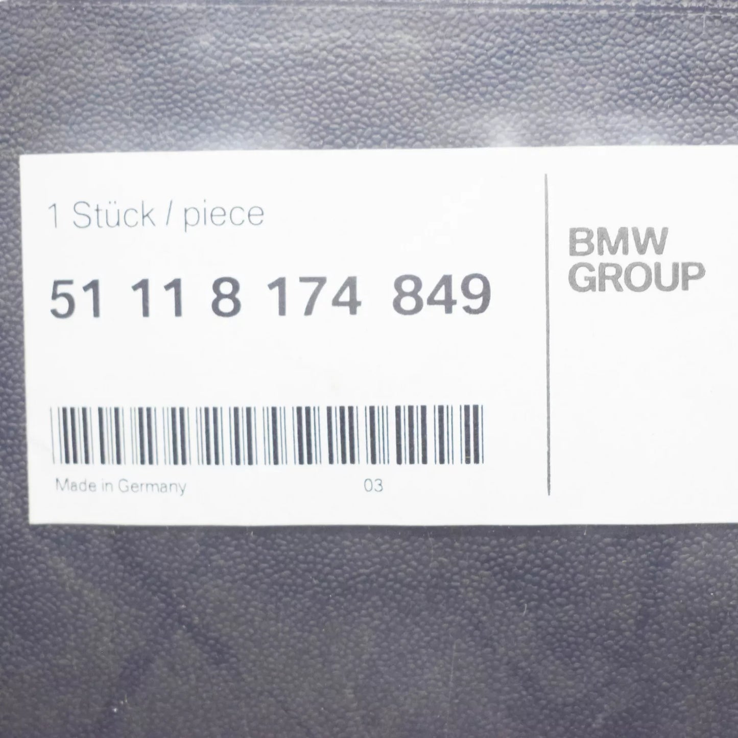 NEW BMW 5 E39 FRONT BUMPER LICENSE PLATE BASE 51118174849 8174849 ORIGINAL