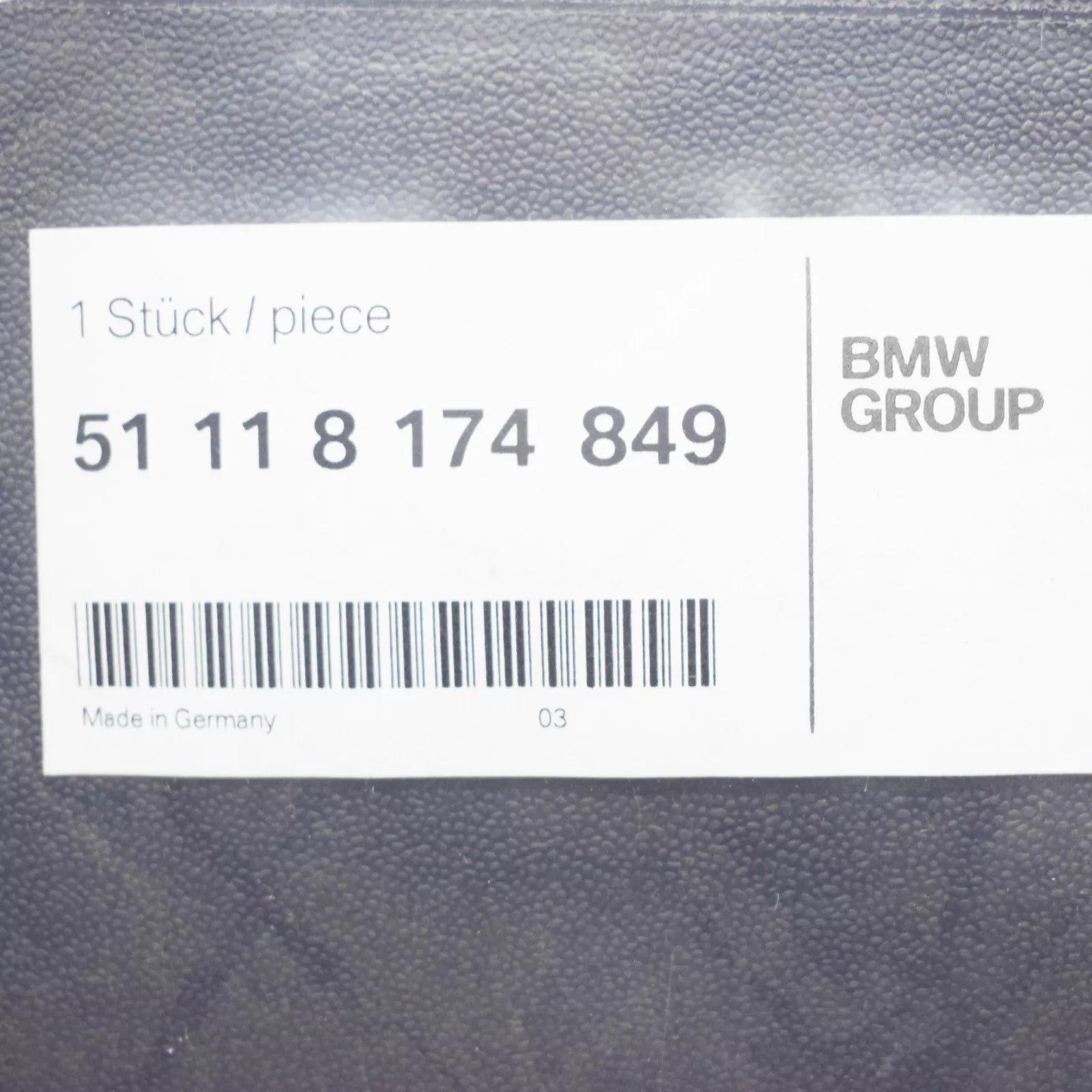 NEW BMW 5 E39 FRONT BUMPER LICENSE PLATE BASE 51118174849 8174849 ORIGINAL