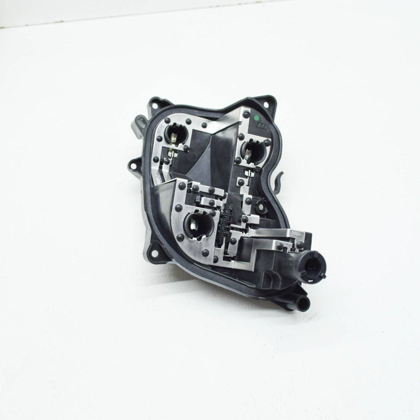 NEW AUDI TT FV REAR RIGHT TAIL LIGHT BULB CARRIER 8W5945258 ORIGINAL