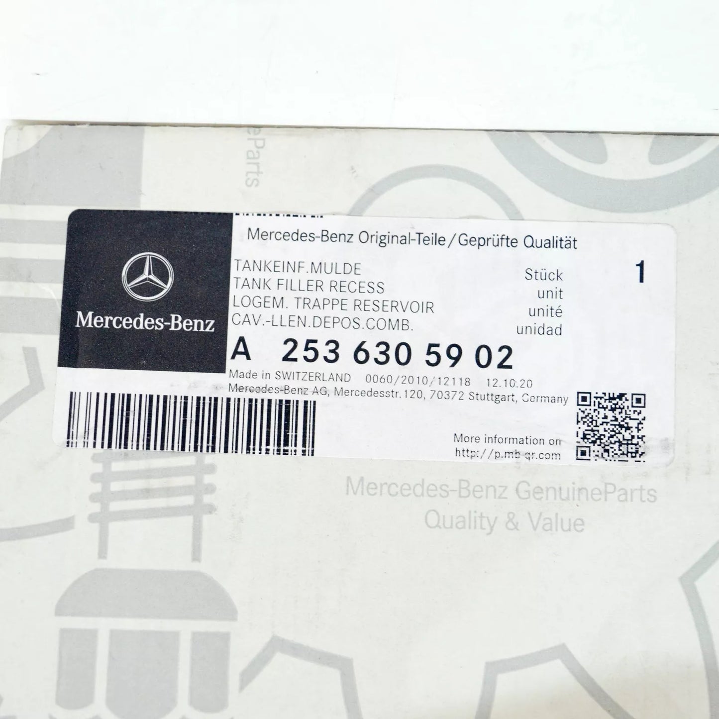 NEW MB GLC X253 REAR FUEL TANK FILLER RECESS A2536305902 OEM