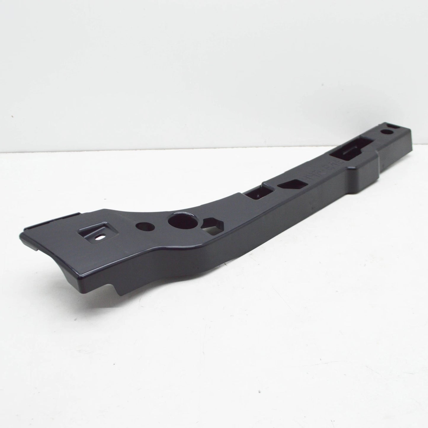 NEW BMW M8 GRAN COUPE G16 F93 REAR RIGHT SIDE SKIRT HOLDER 51777497730 ORIGINAL