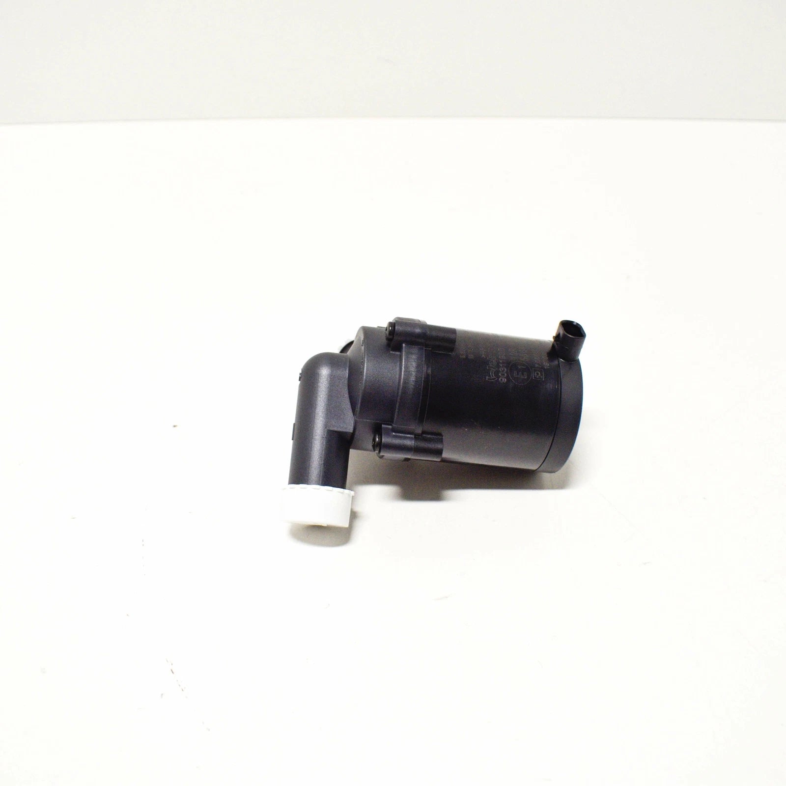 NEW AUDI A3 8PA AUXILIARY COOLANT WATER PUMP 5Q0965561E 2013 ORIGINAL