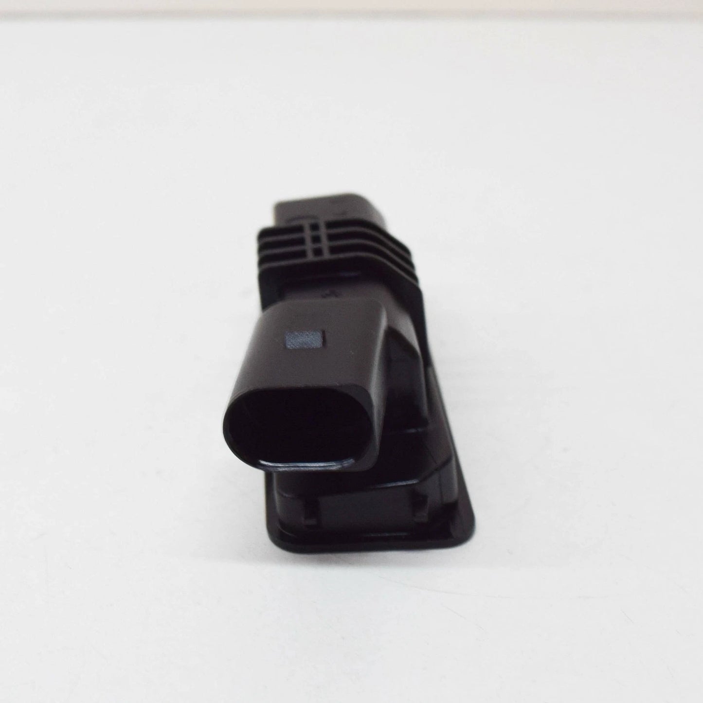 NEW AUDI R8 42 LICENSE PLATE LIGHT 6Q0943021B