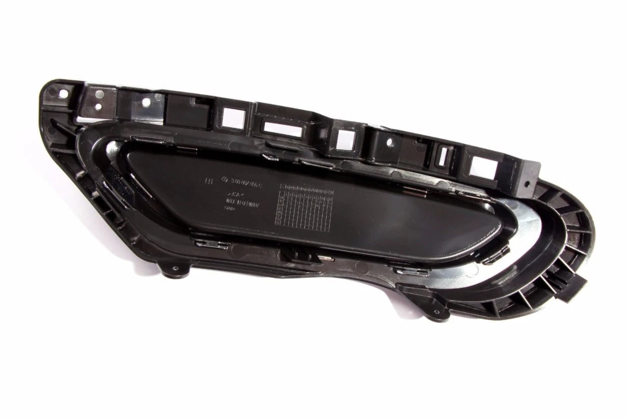 NEW VW PASSAT B8 3G LEFT EXHAUST TAIL PIPE TRIM 3G0807873A2ZZ ORIGINAL