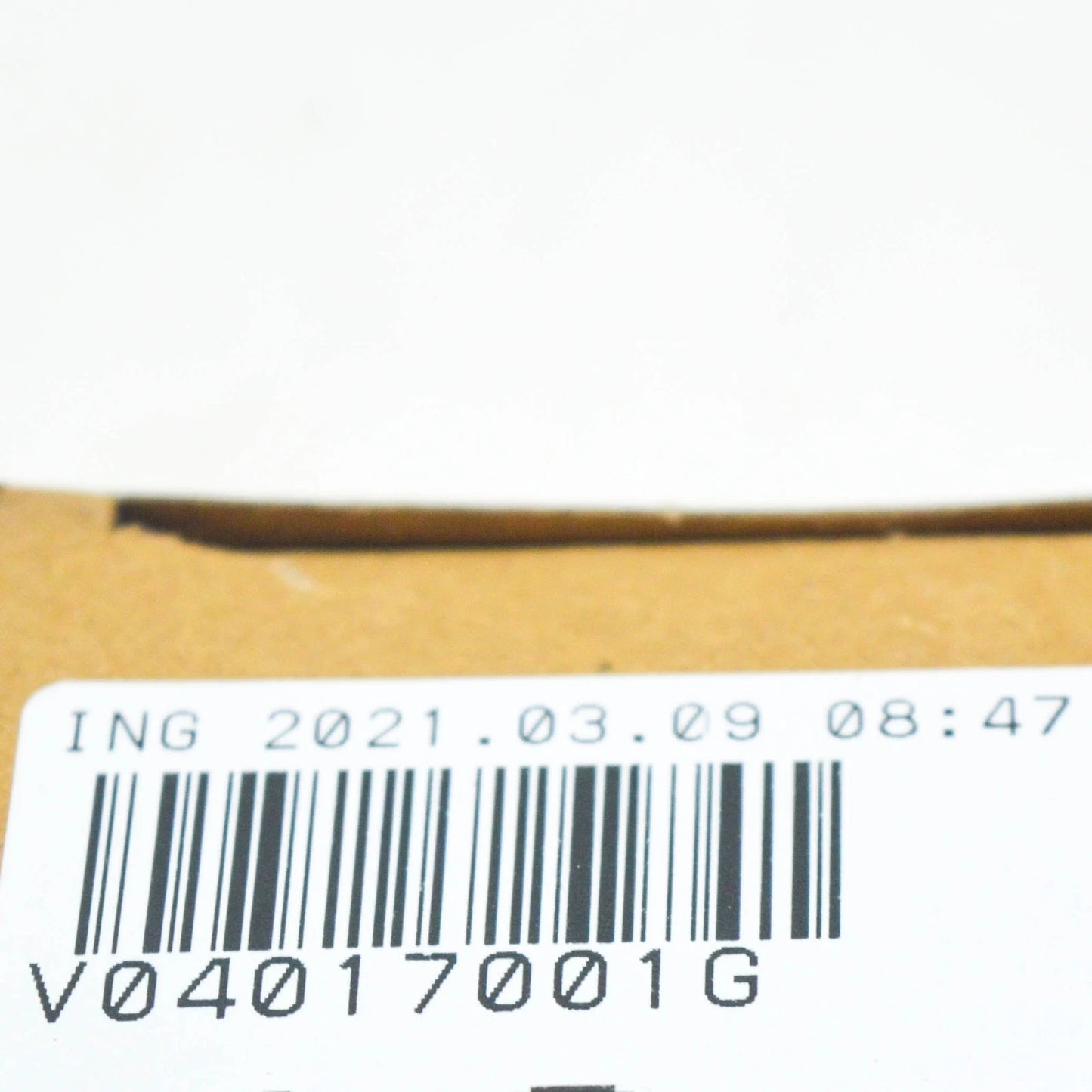 NEW AUDI Q7 4M FRONT LEFT FENDER MOUNT KIT HARDWARE V04017001G