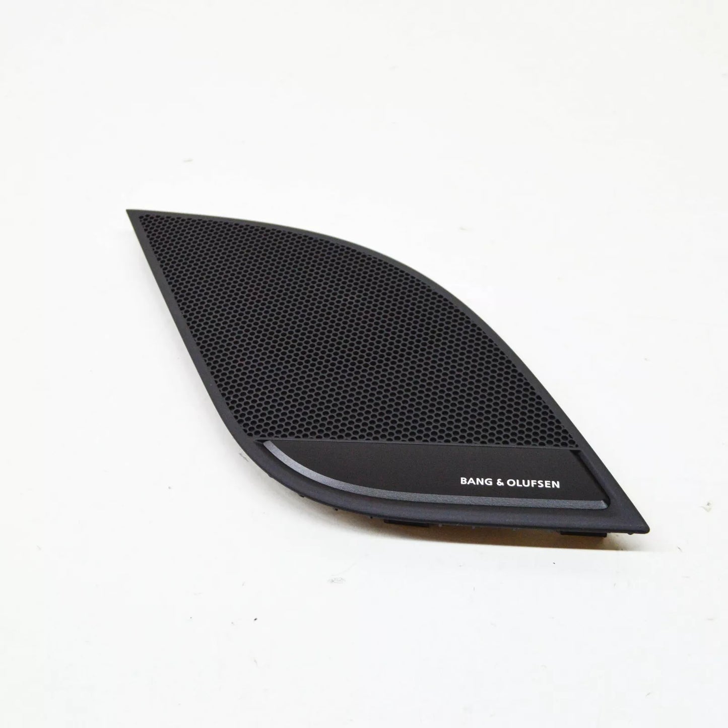 NEW AUDI A5 8W6 FRONT RIGHT DASH LOUDSPEAKER GRILLE LHD 8W1857228A6PS